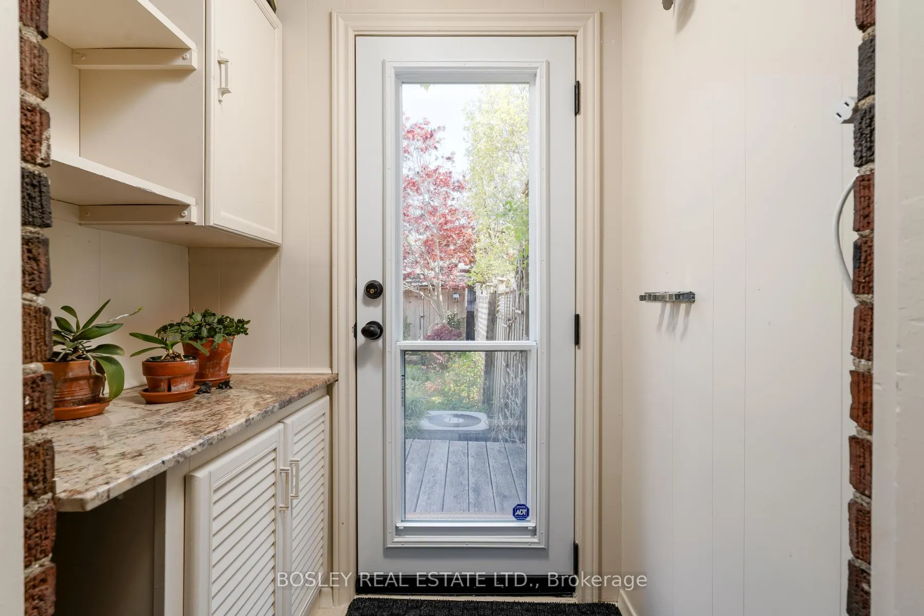 Photo 16 of 57 Springdale Boulevard, Toronto, Danforth Village-East York — HOMEH