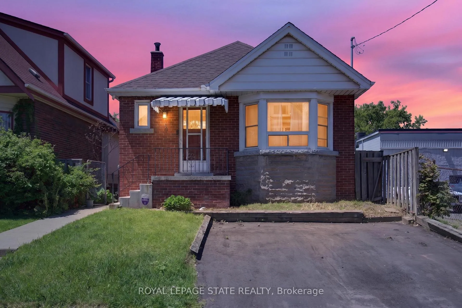Photo 1 of 199 Stirton Street, Hamilton, Gibson — HOMEH