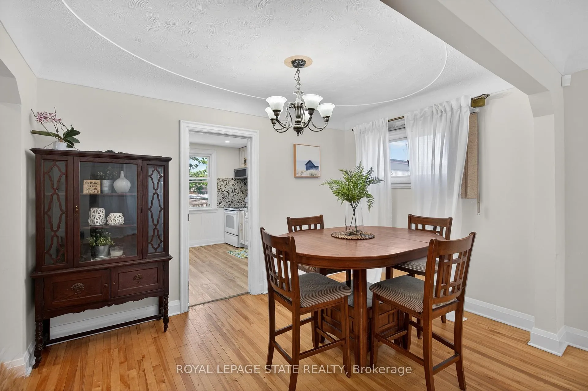 Photo 8 of 199 Stirton Street, Hamilton, Gibson — HOMEH