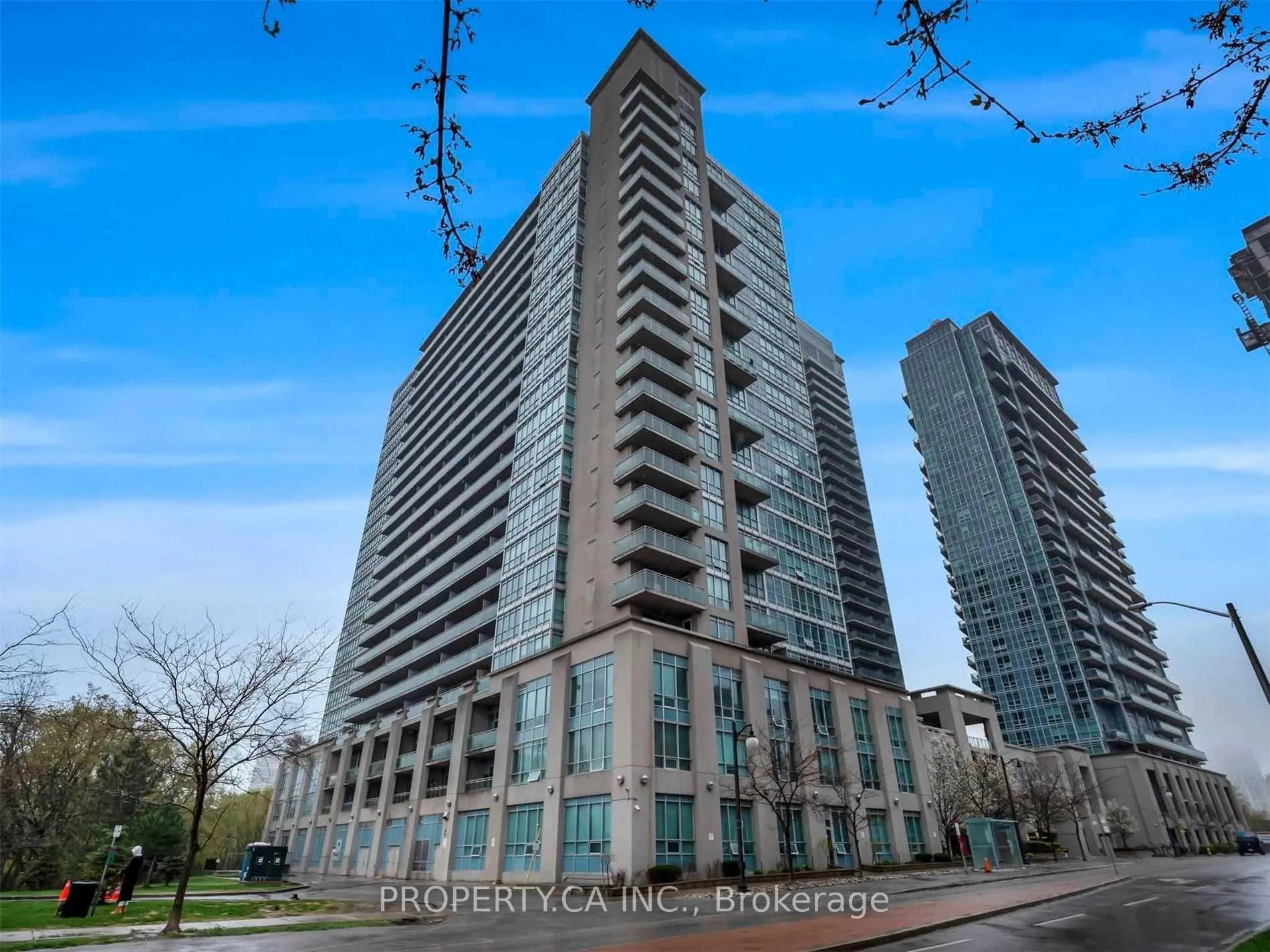 Front of Unit 901, 185 Legion Road N
