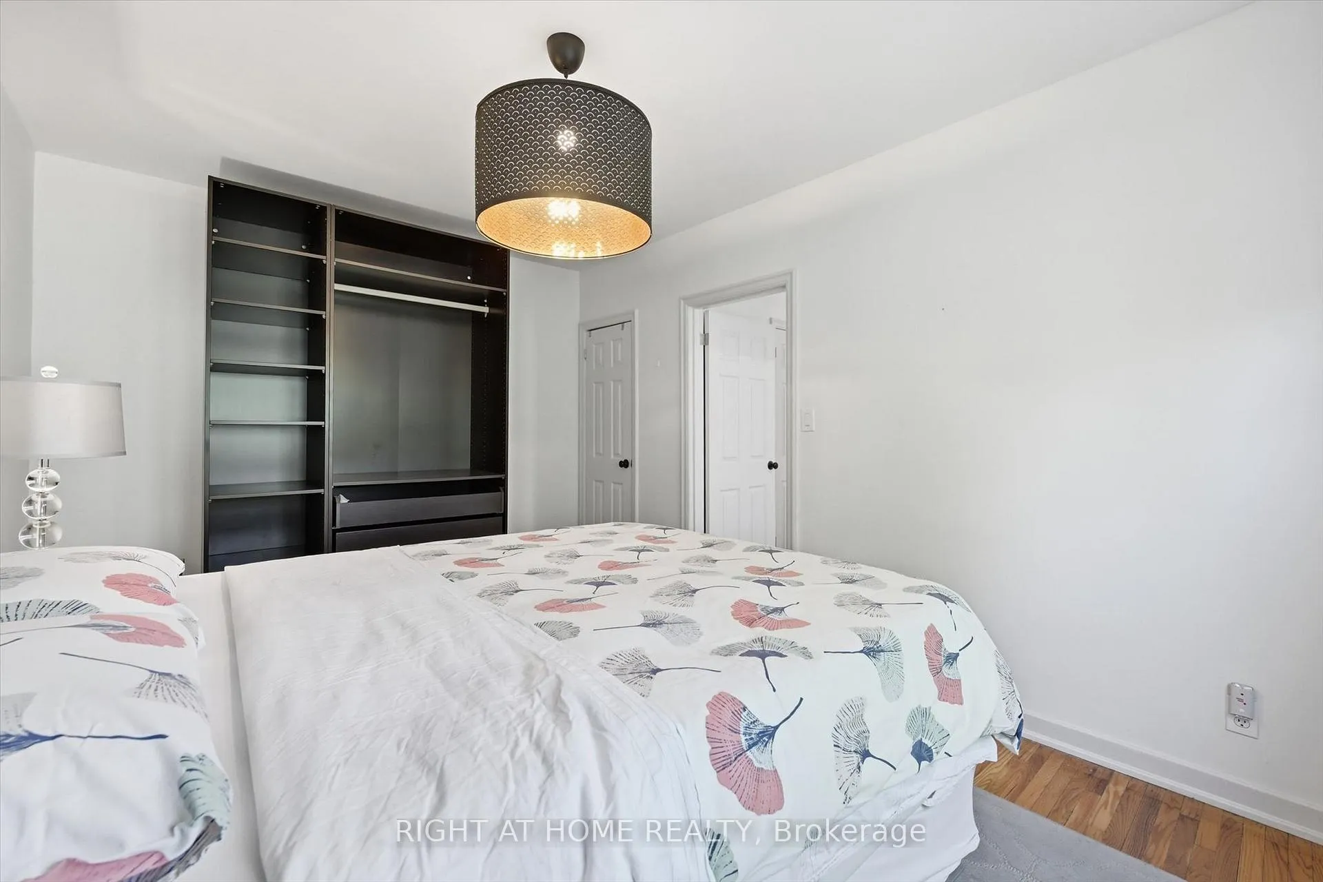 Photo 12 of Unit 28, 137 Emerald Street S, Hamilton, Stinson — HOMEH