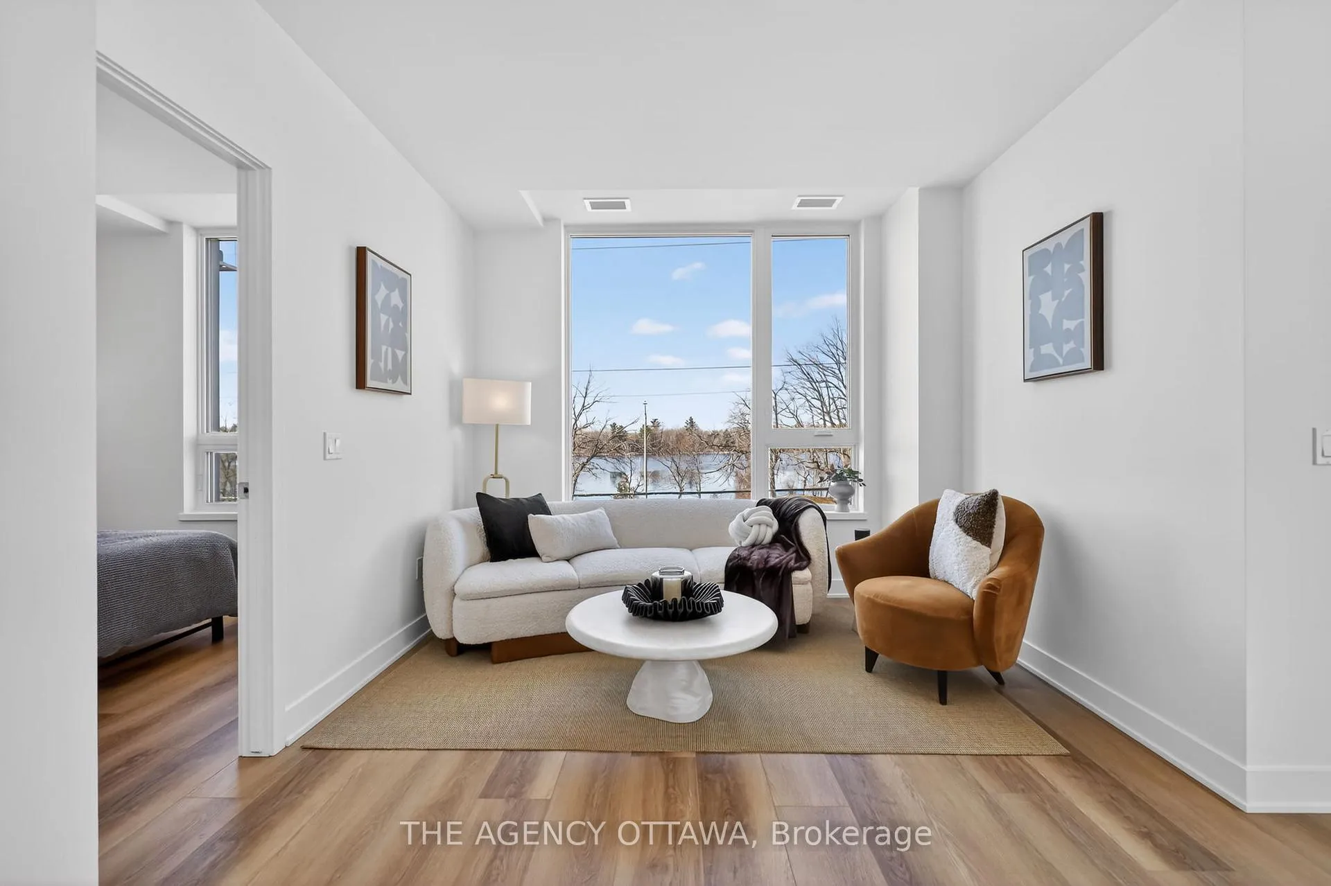 Photo 7 of Unit 301, 3071 Riverside Drive, Ottawa, Mooneys Bay/Riverside Park — HOMEH