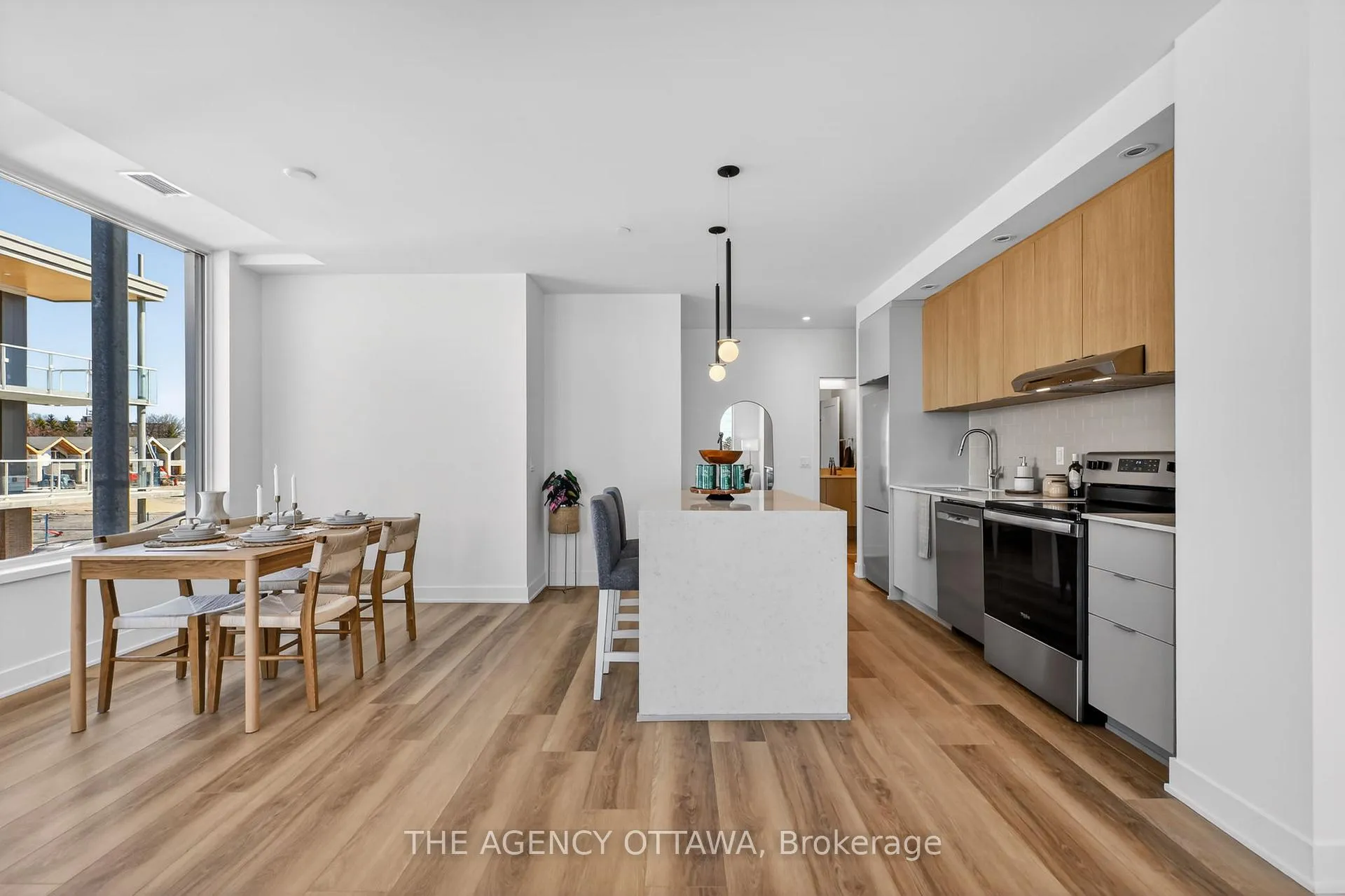Photo 12 of Unit 301, 3071 Riverside Drive, Ottawa, Mooneys Bay/Riverside Park — HOMEH
