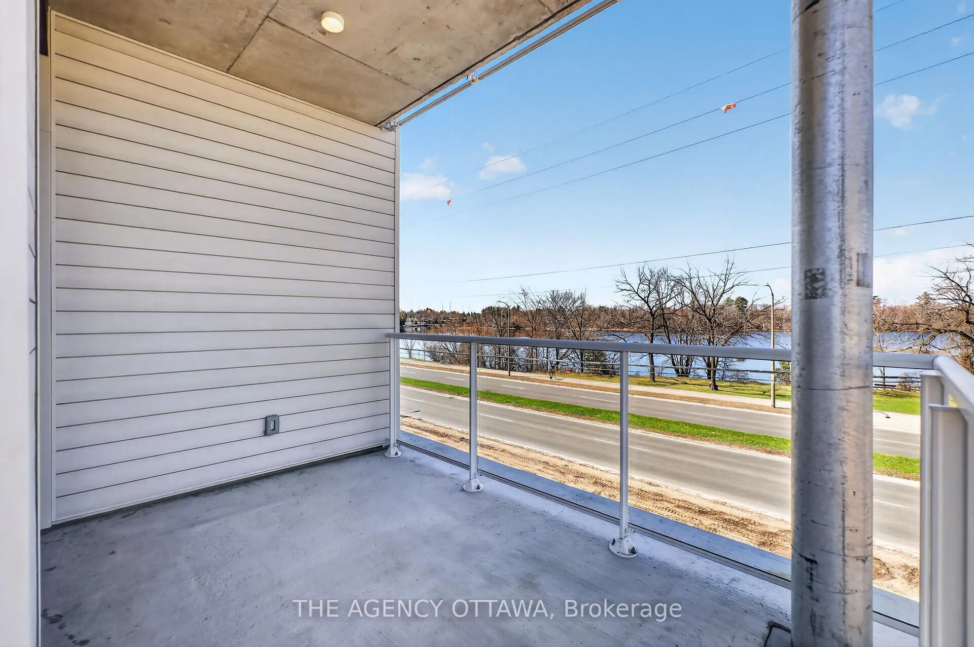 Photo 32 of Unit 301, 3071 Riverside Drive, Ottawa, Mooneys Bay/Riverside Park — HOMEH
