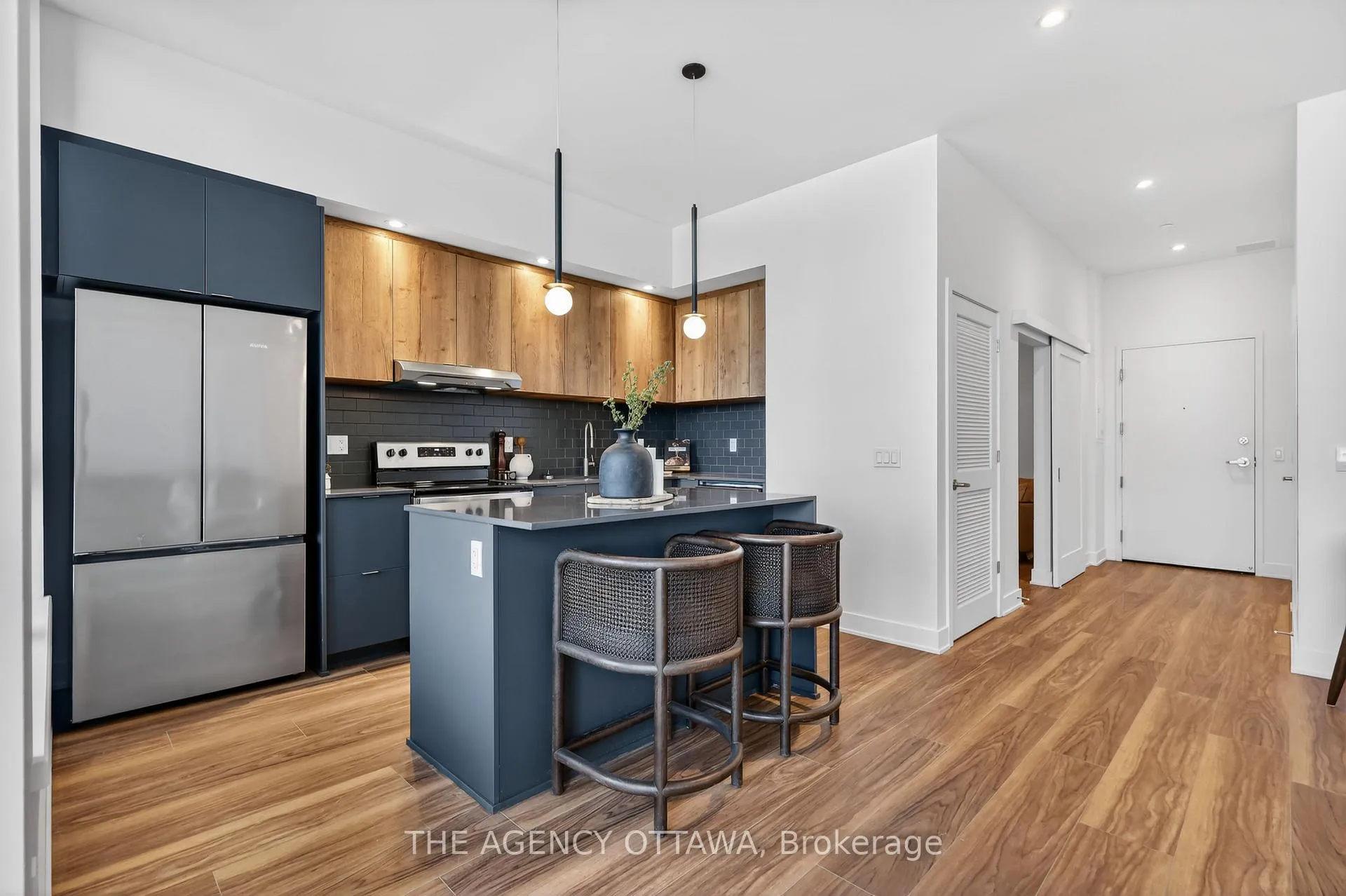 Photo 6 of Unit 107, 3071 Riverside Drive, Ottawa, Mooneys Bay/Riverside Park — HOMEH