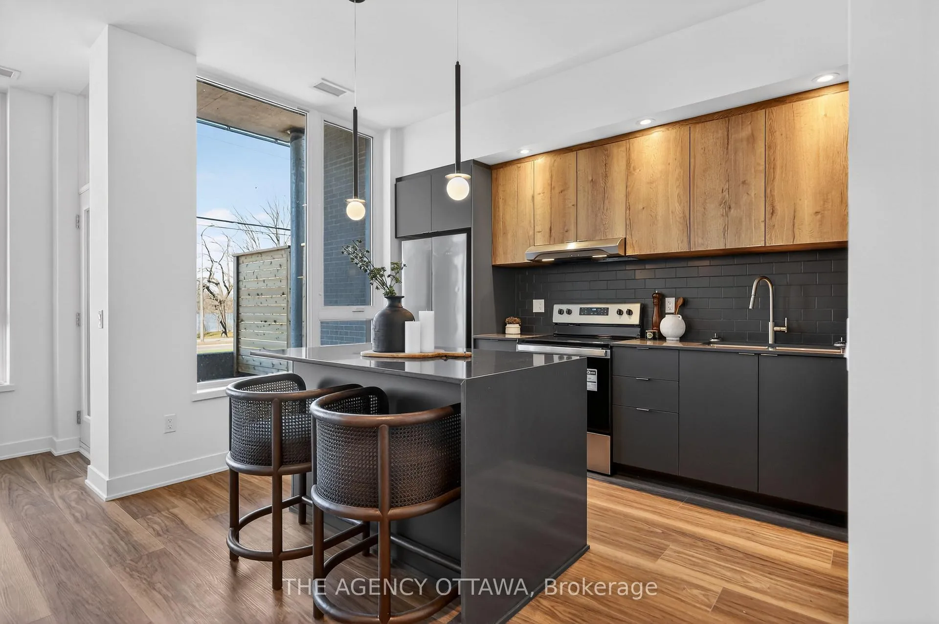 Photo 8 of Unit 107, 3071 Riverside Drive, Ottawa, Mooneys Bay/Riverside Park — HOMEH