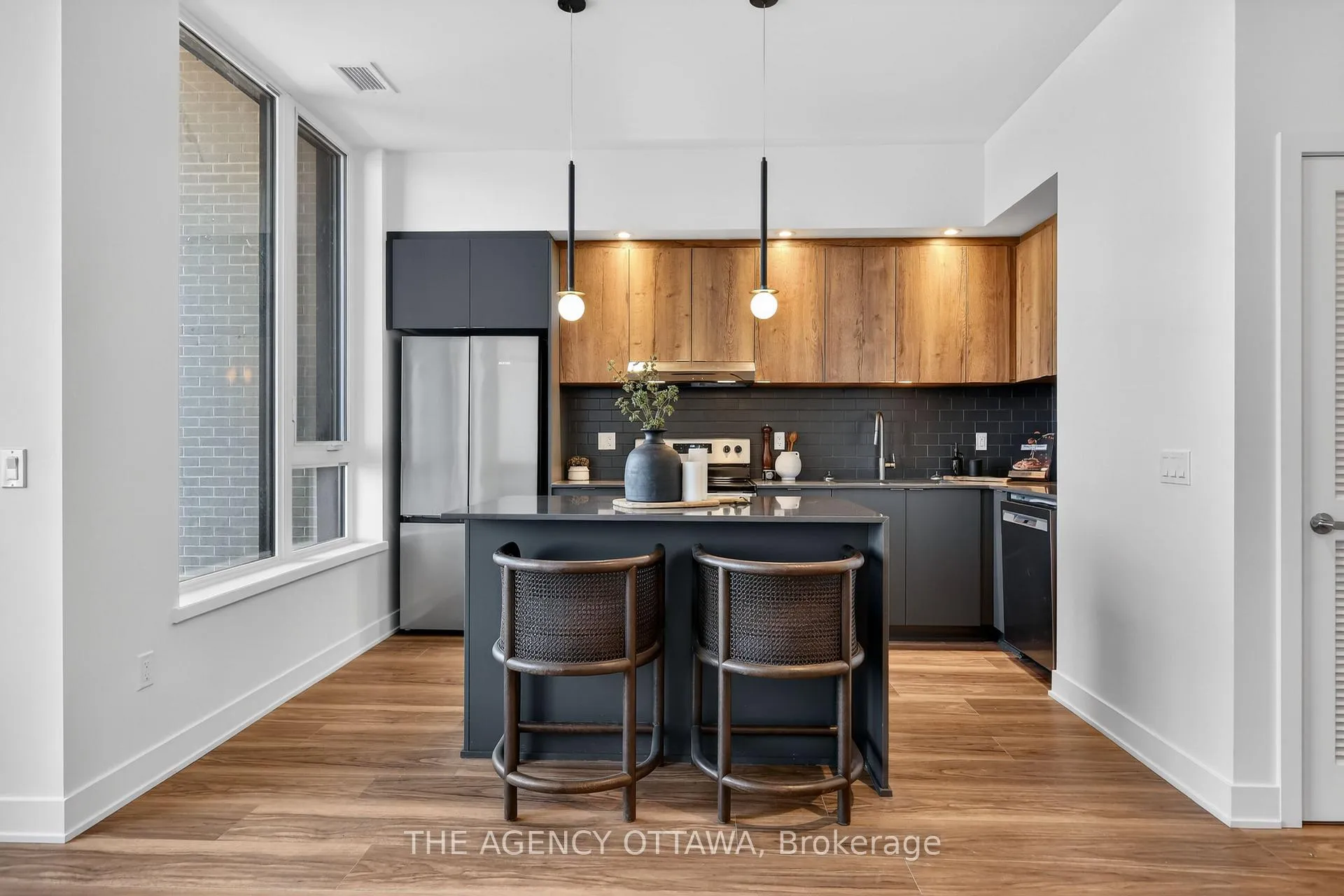 Photo 9 of Unit 107, 3071 Riverside Drive, Ottawa, Mooneys Bay/Riverside Park — HOMEH