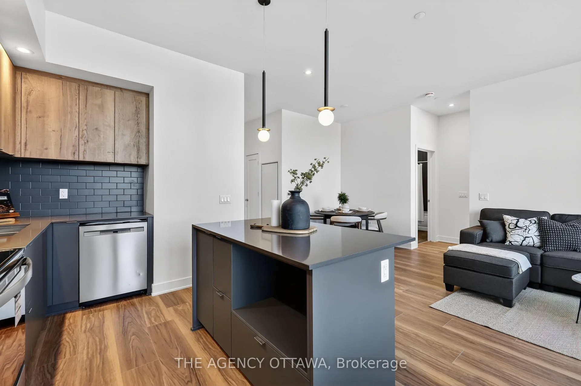 Photo 10 of Unit 107, 3071 Riverside Drive, Ottawa, Mooneys Bay/Riverside Park — HOMEH