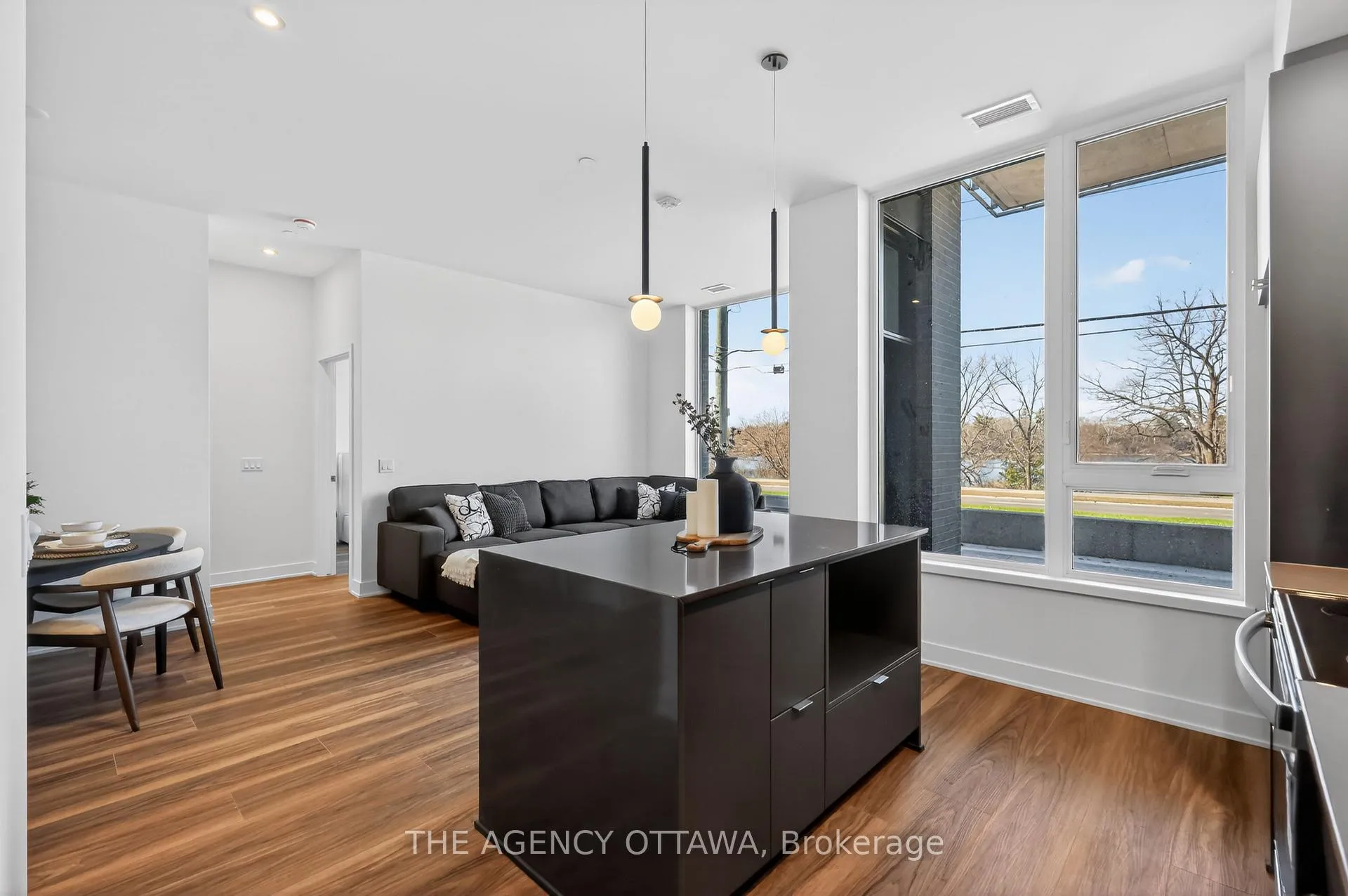 Photo 12 of Unit 107, 3071 Riverside Drive, Ottawa, Mooneys Bay/Riverside Park — HOMEH