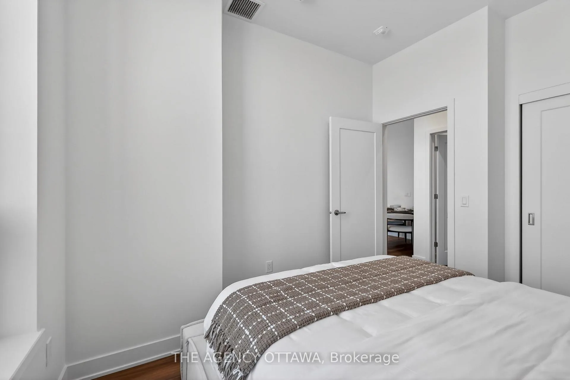 Photo 27 of Unit 107, 3071 Riverside Drive, Ottawa, Mooneys Bay/Riverside Park — HOMEH