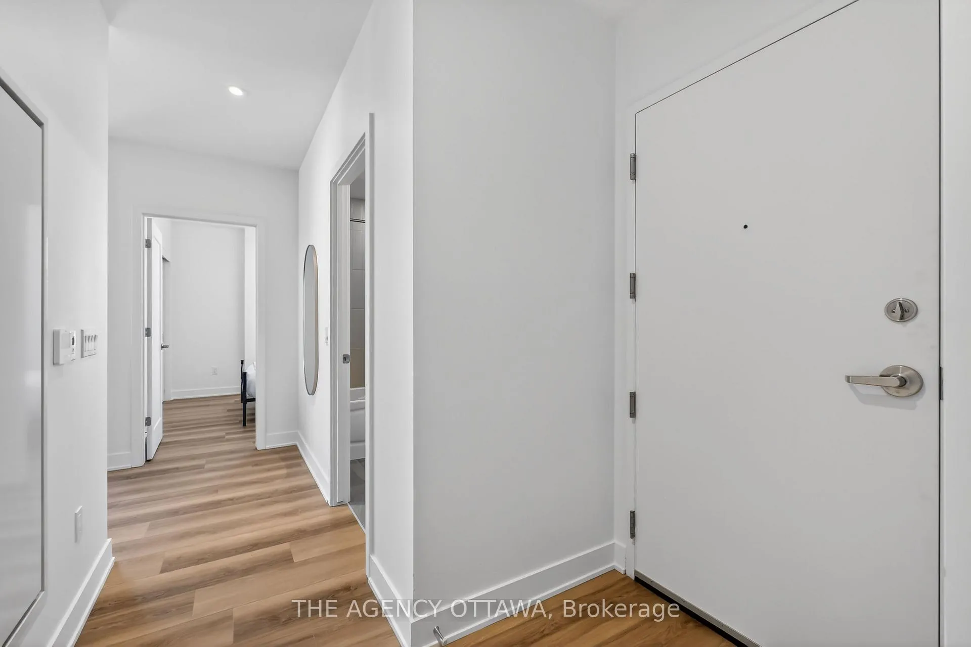 Photo 6 of Unit 209, 3071 Riverside Drive, Ottawa, Mooneys Bay/Riverside Park — HOMEH