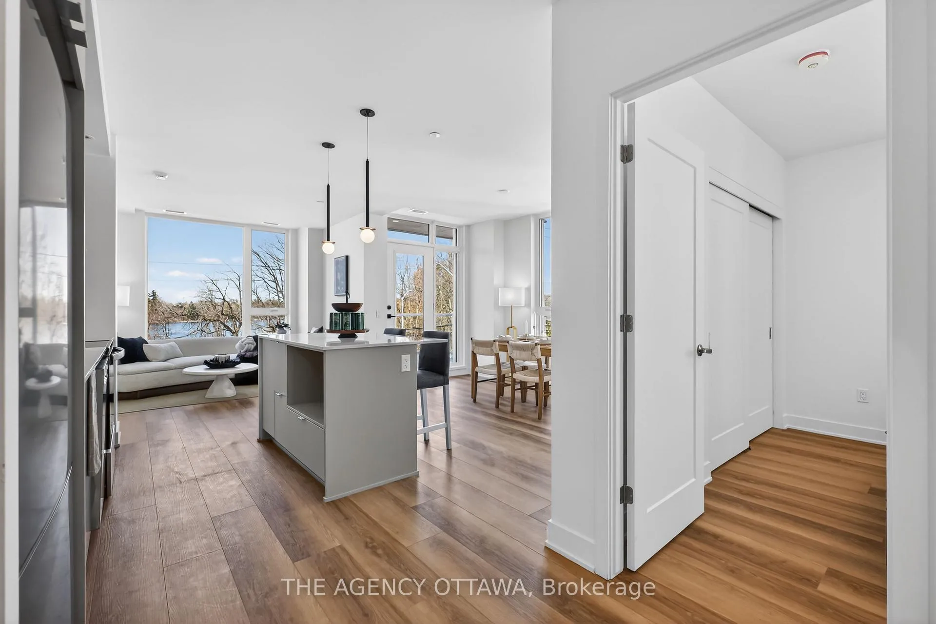 Photo 11 of Unit 209, 3071 Riverside Drive, Ottawa, Mooneys Bay/Riverside Park — HOMEH