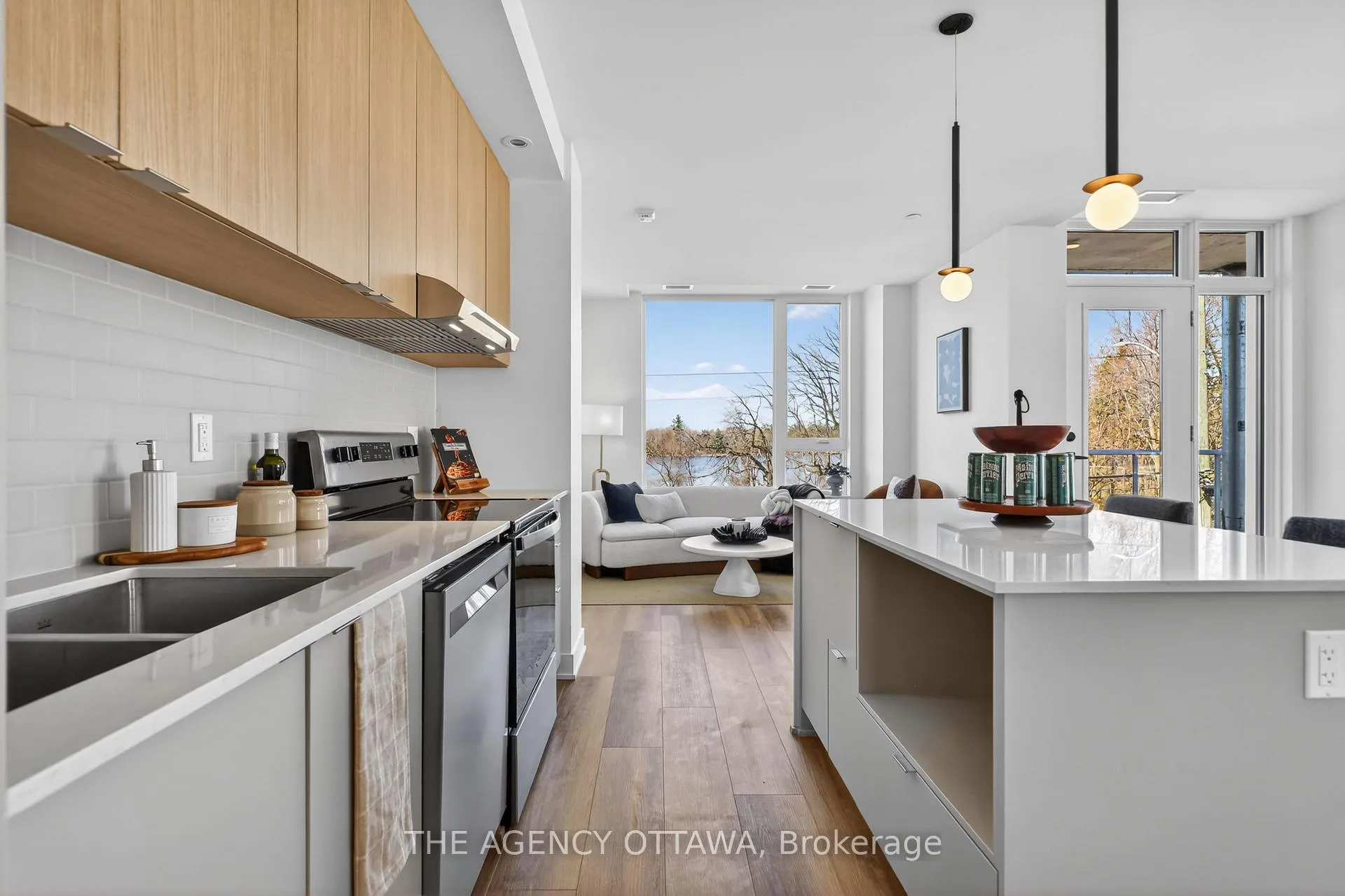 Photo 15 of Unit 209, 3071 Riverside Drive, Ottawa, Mooneys Bay/Riverside Park — HOMEH