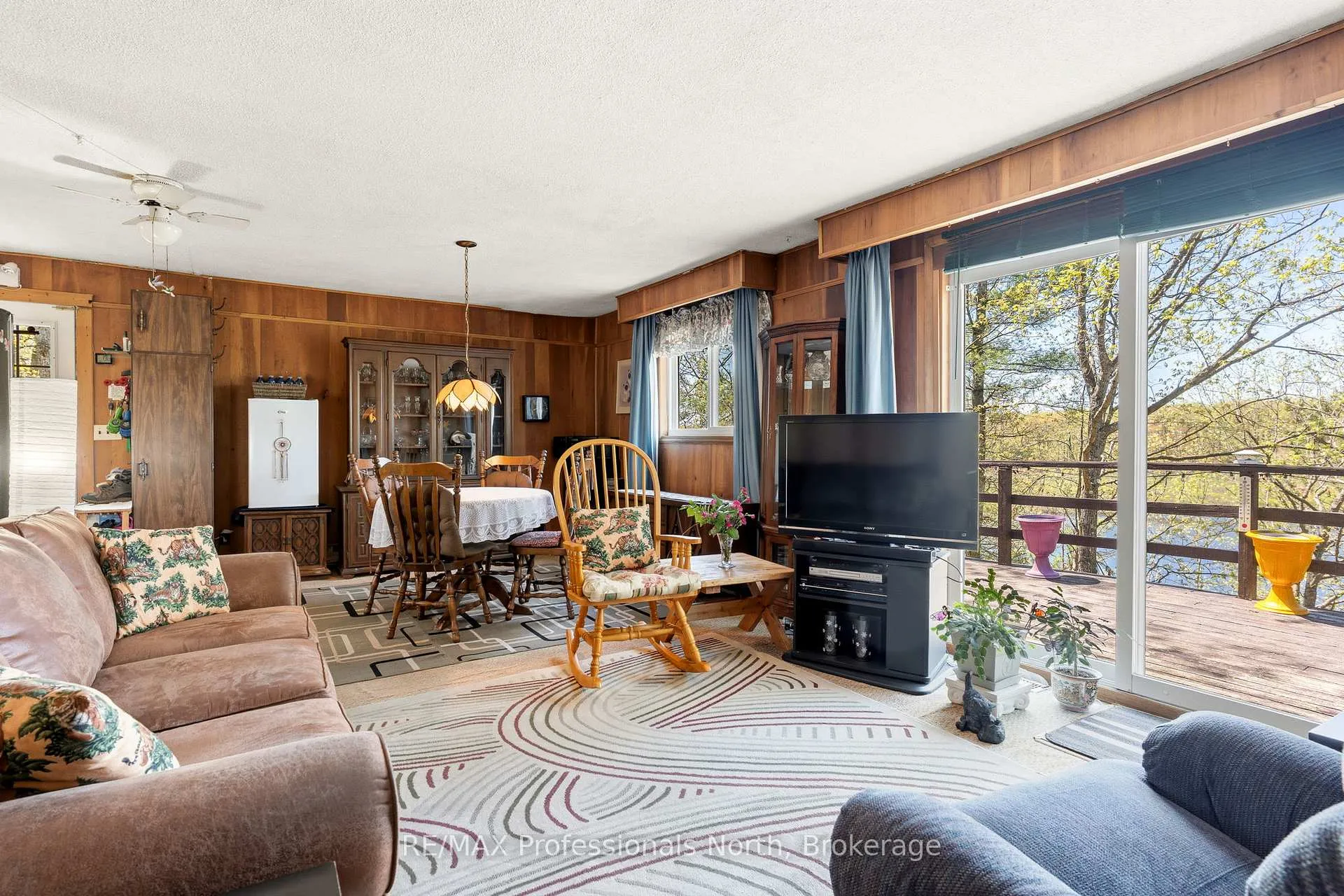 Photo 17 of 1011 Palomino Trail, Minden Hills, Lutterworth — HOMEH