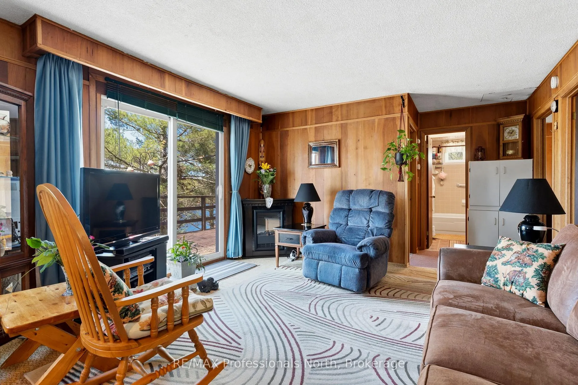 Photo 18 of 1011 Palomino Trail, Minden Hills, Lutterworth — HOMEH