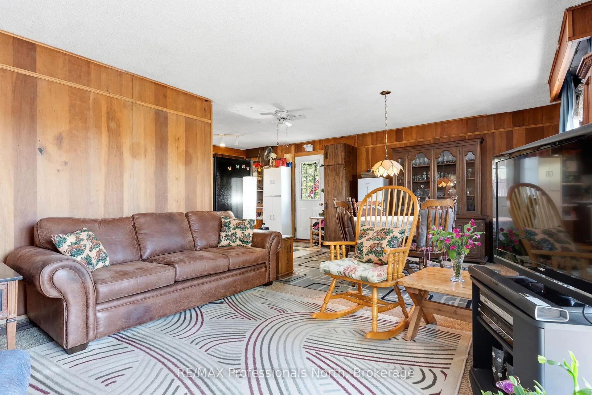 Photo 19 of 1011 Palomino Trail, Minden Hills, Lutterworth — HOMEH