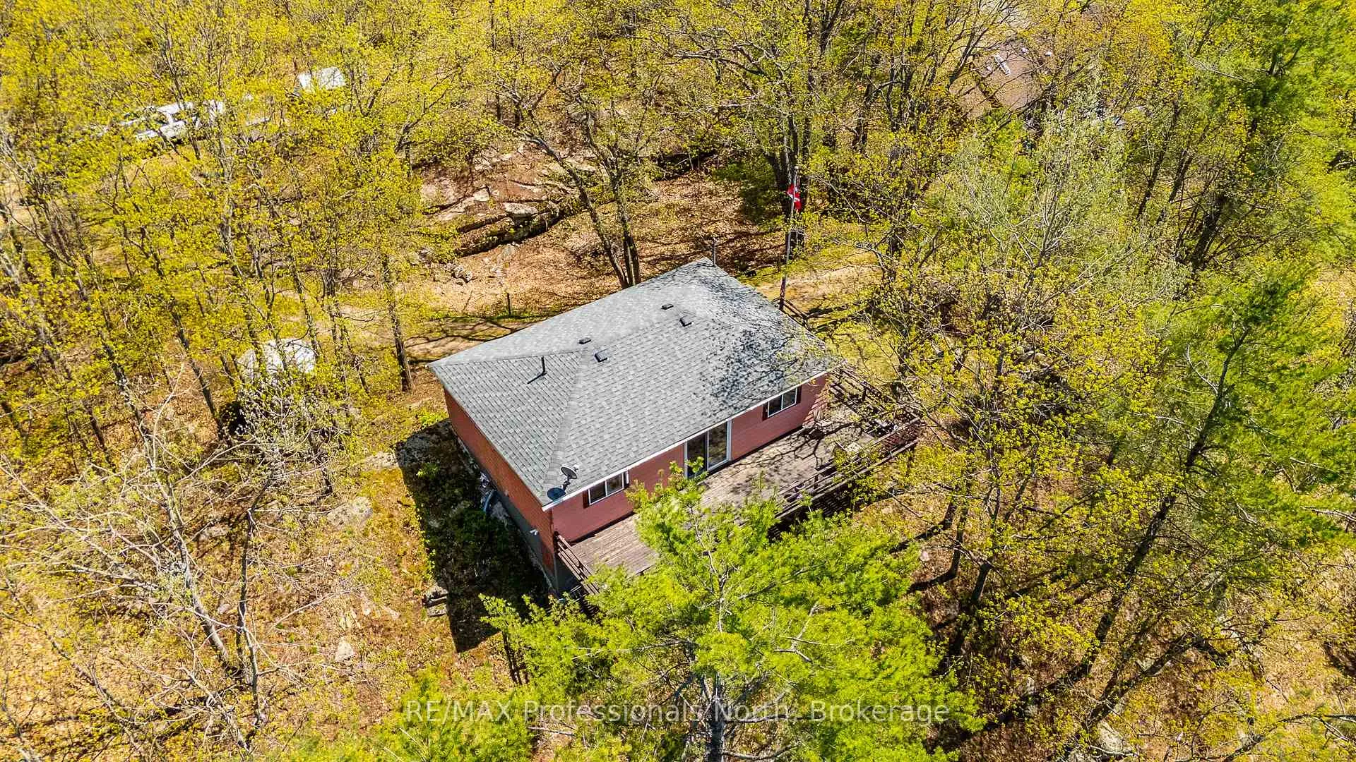 Photo 41 of 1011 Palomino Trail, Minden Hills, Lutterworth — HOMEH