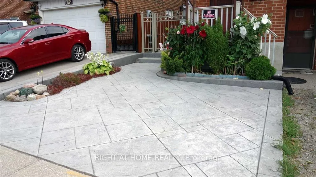 Photo 11 of 170 Glen Shields Avenue, Vaughan, Glen Shields — HOMEH
