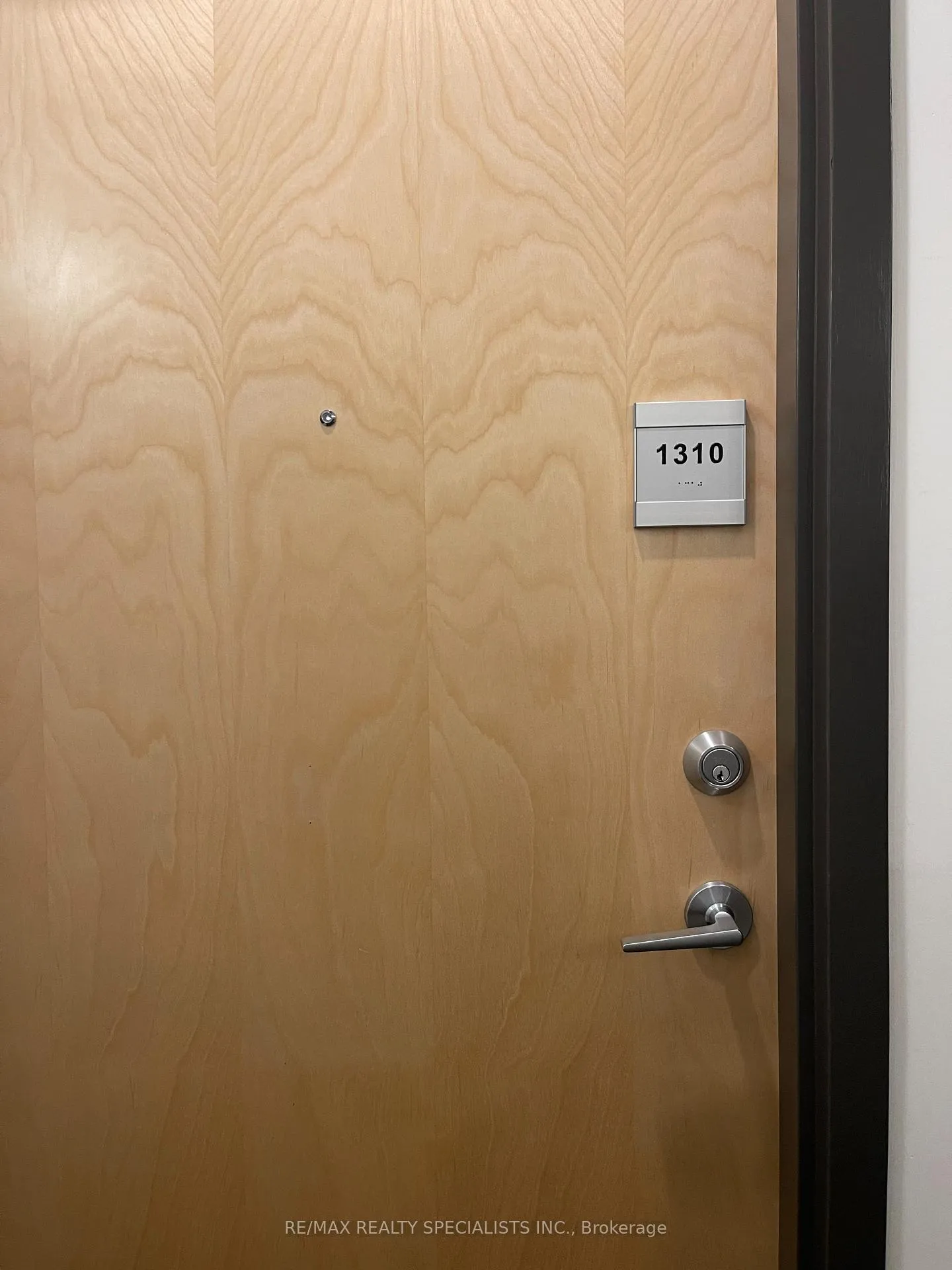 Photo 2 of Unit 1310, 100 Garment Street, Kitchener, City Commercial Core — HOMEH