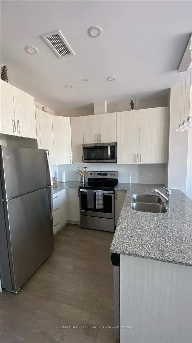 Photo 8 of Unit 1310, 100 Garment Street, Kitchener, City Commercial Core — HOMEH