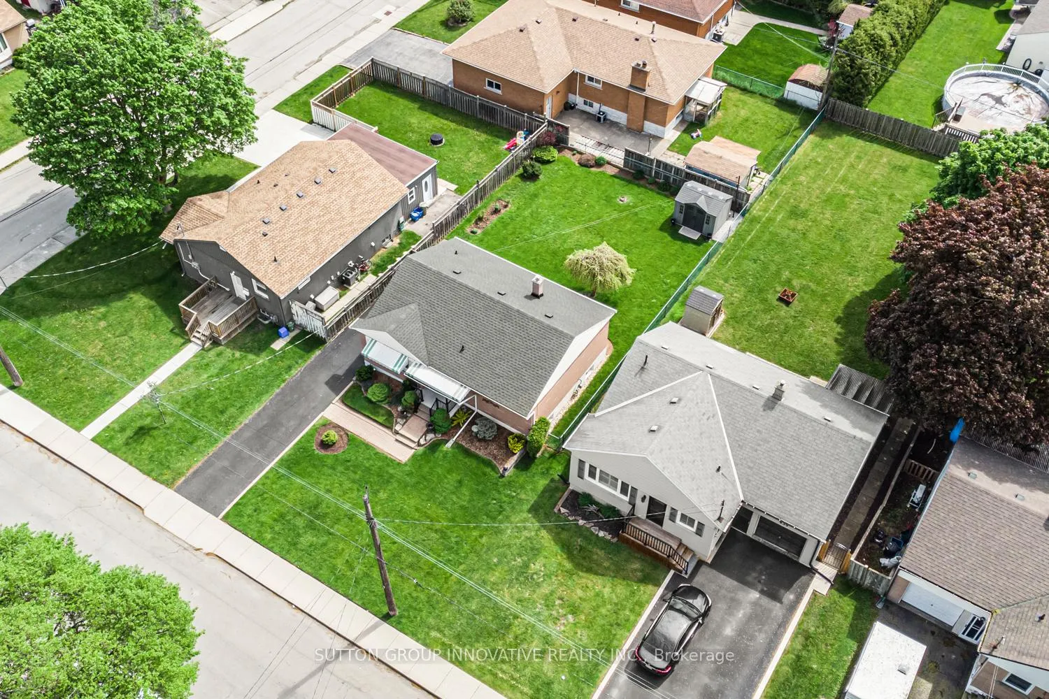 Photo 2 of 435 East 36th Street, Hamilton, Macassa — HOMEH