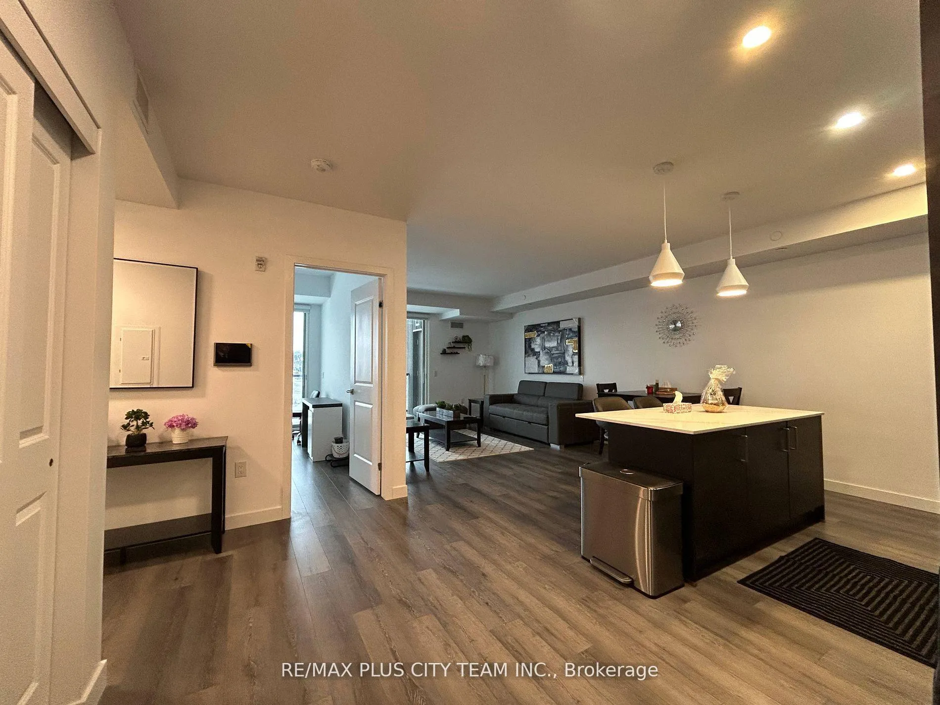 Photo 3 of Unit 208, 7549 Kalar Road, Niagara Falls, Brown — HOMEH