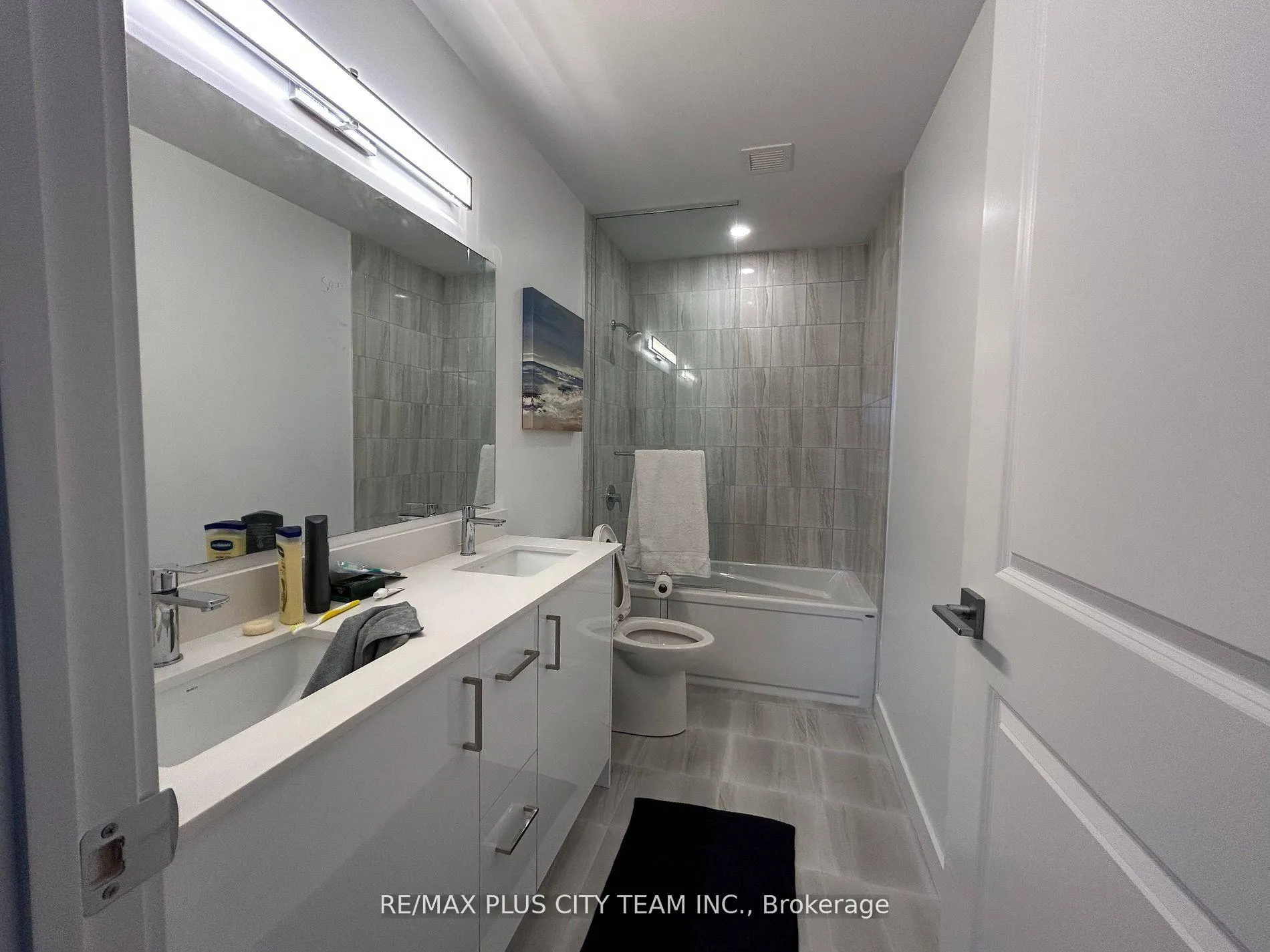 Photo 14 of Unit 208, 7549 Kalar Road, Niagara Falls, Brown — HOMEH