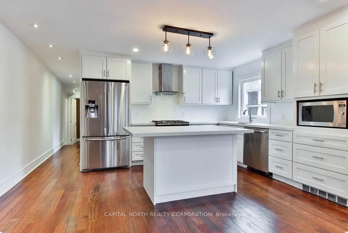Photo 5 of Unit Lower, 43 Glen Manor Drive, Toronto, The Beaches — HOMEH