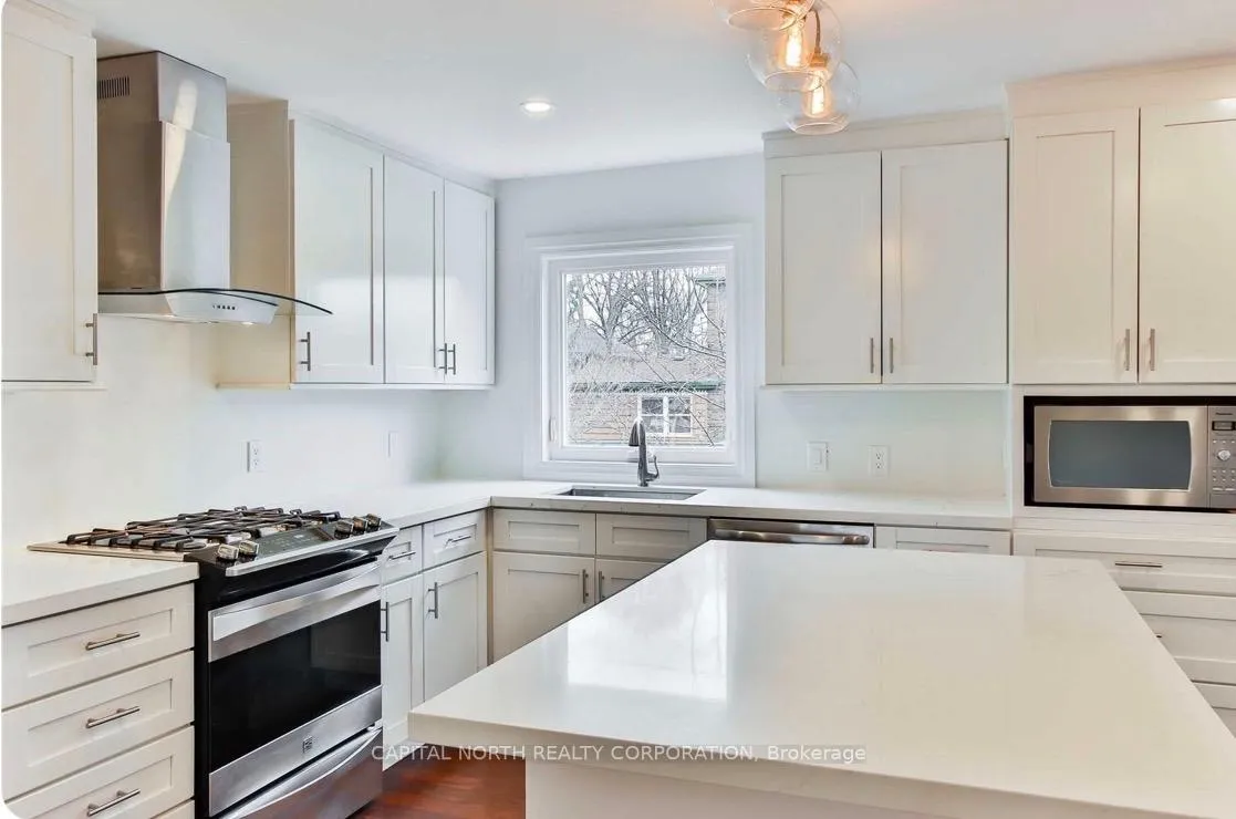 Photo 8 of Unit Lower, 43 Glen Manor Drive, Toronto, The Beaches — HOMEH