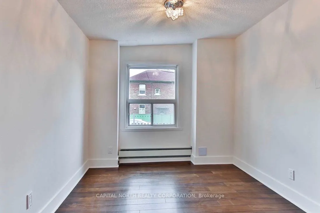 Photo 17 of Unit Lower, 43 Glen Manor Drive, Toronto, The Beaches — HOMEH