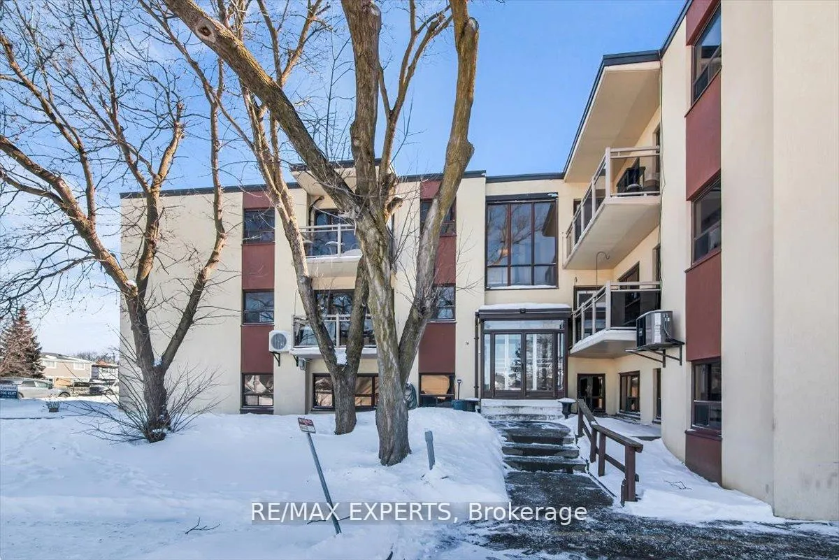 Photo 1 of Unit 103, 16 William Street, Caledon, Bolton West — HOMEH