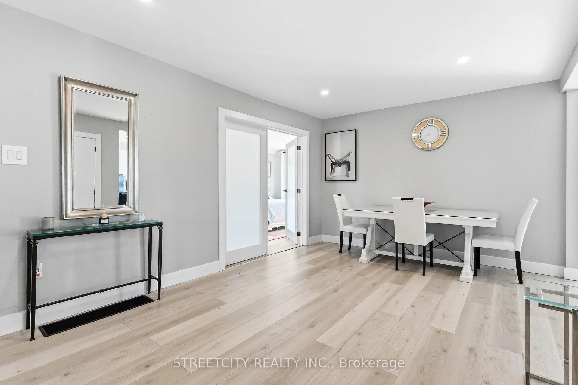 Photo 10 of 10867 Melrose Drive, Middlesex Centre, Rural Middlesex Centre — HOMEH