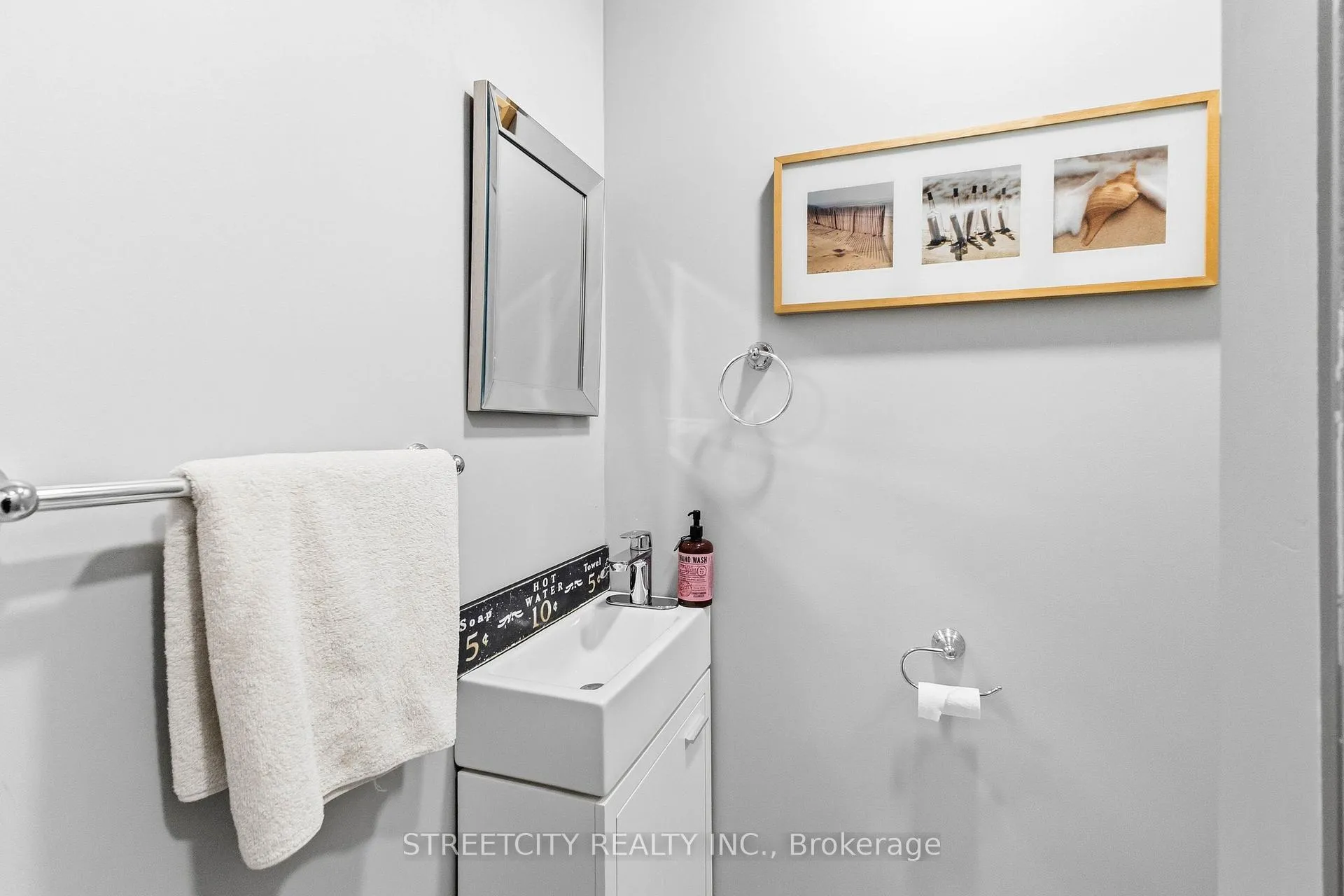 Photo 20 of 10867 Melrose Drive, Middlesex Centre, Rural Middlesex Centre — HOMEH