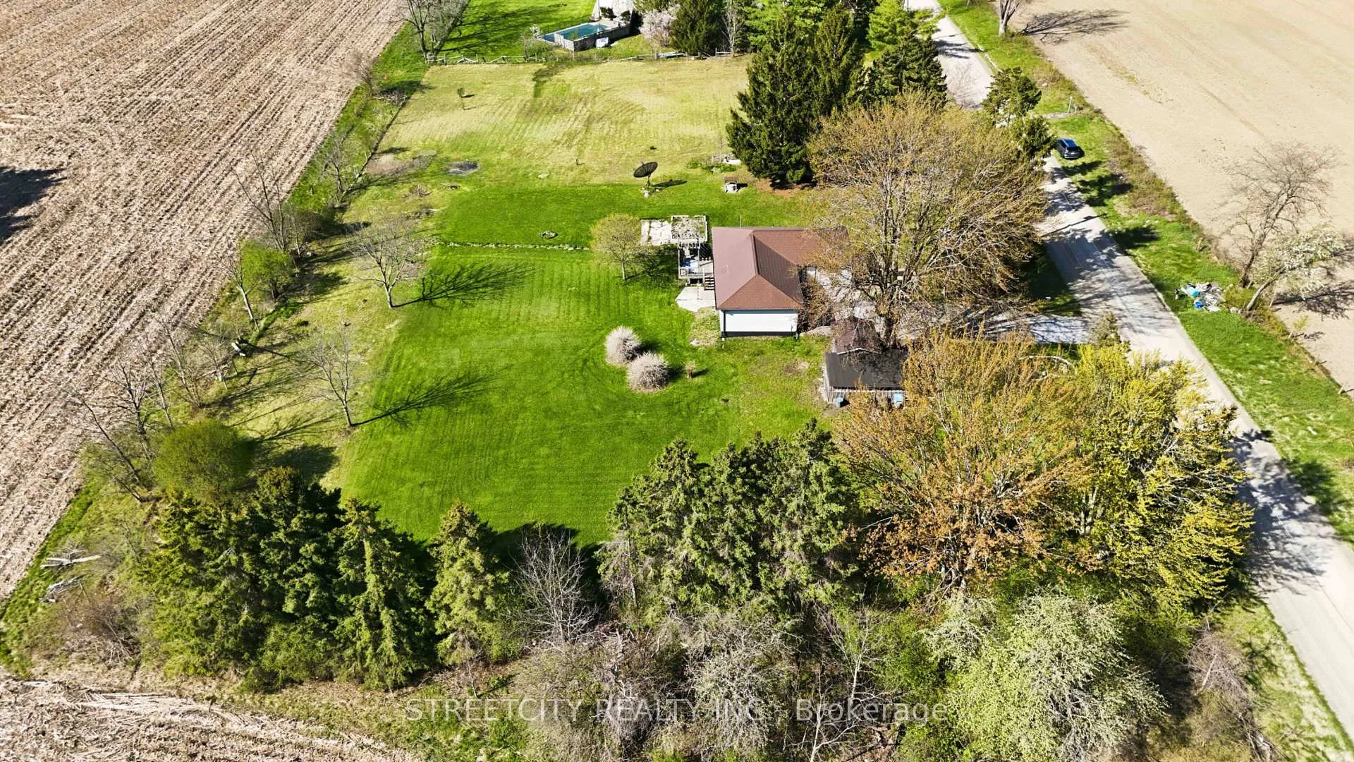 Photo 40 of 10867 Melrose Drive, Middlesex Centre, Rural Middlesex Centre — HOMEH
