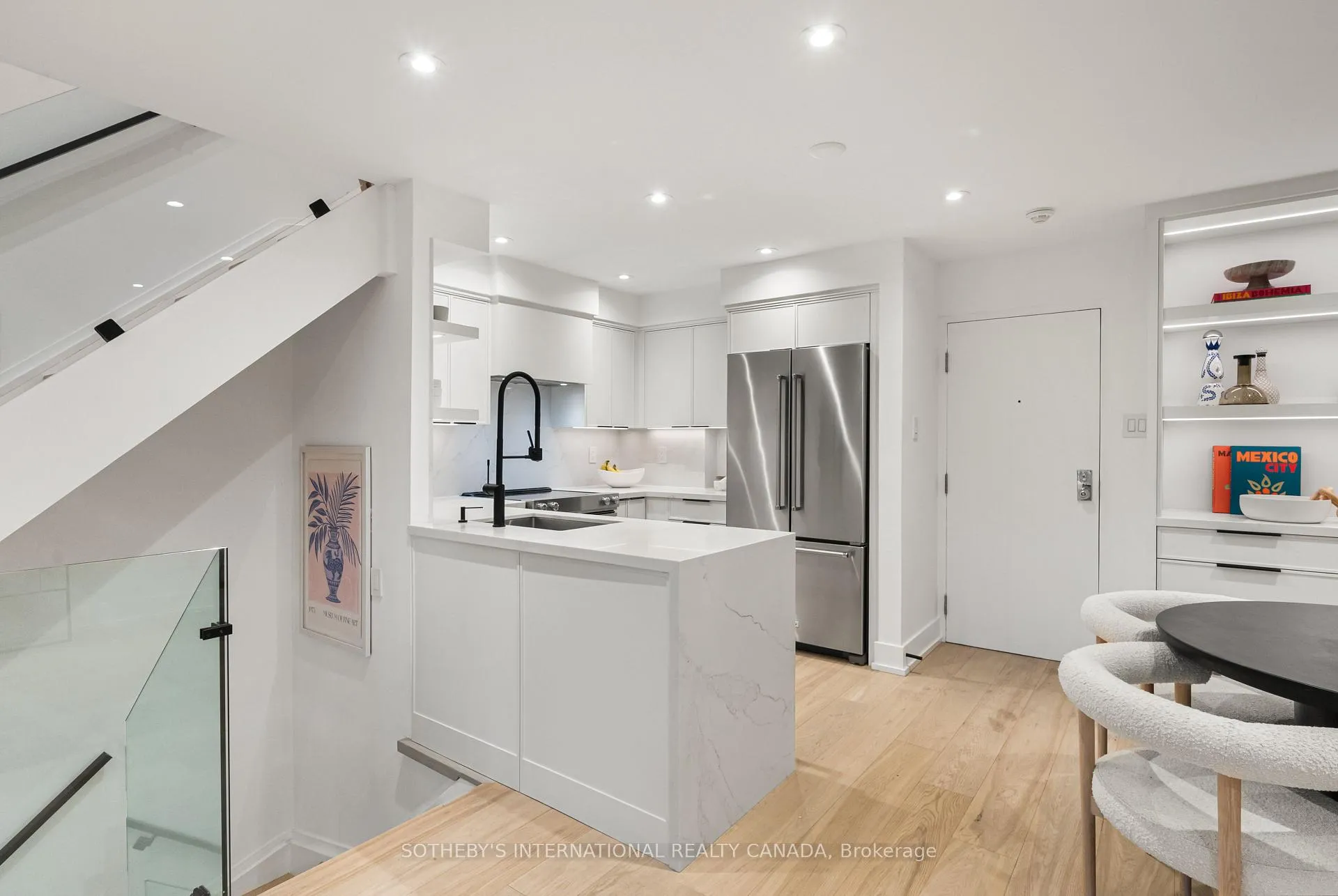 Photo 9 of Unit A4, 142 Pears Avenue, Toronto, The Annex — HOMEH