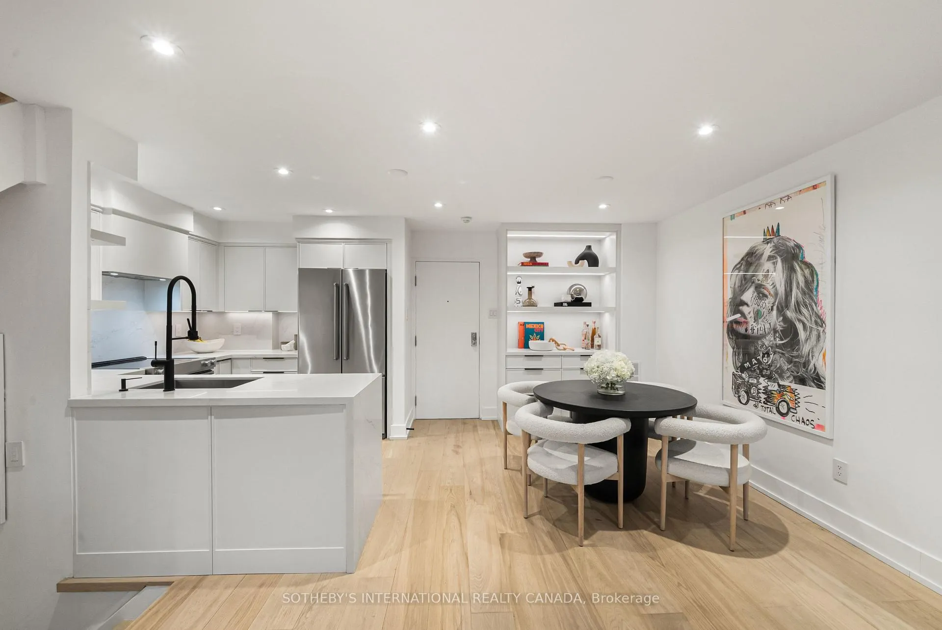 Photo 10 of Unit A4, 142 Pears Avenue, Toronto, The Annex — HOMEH