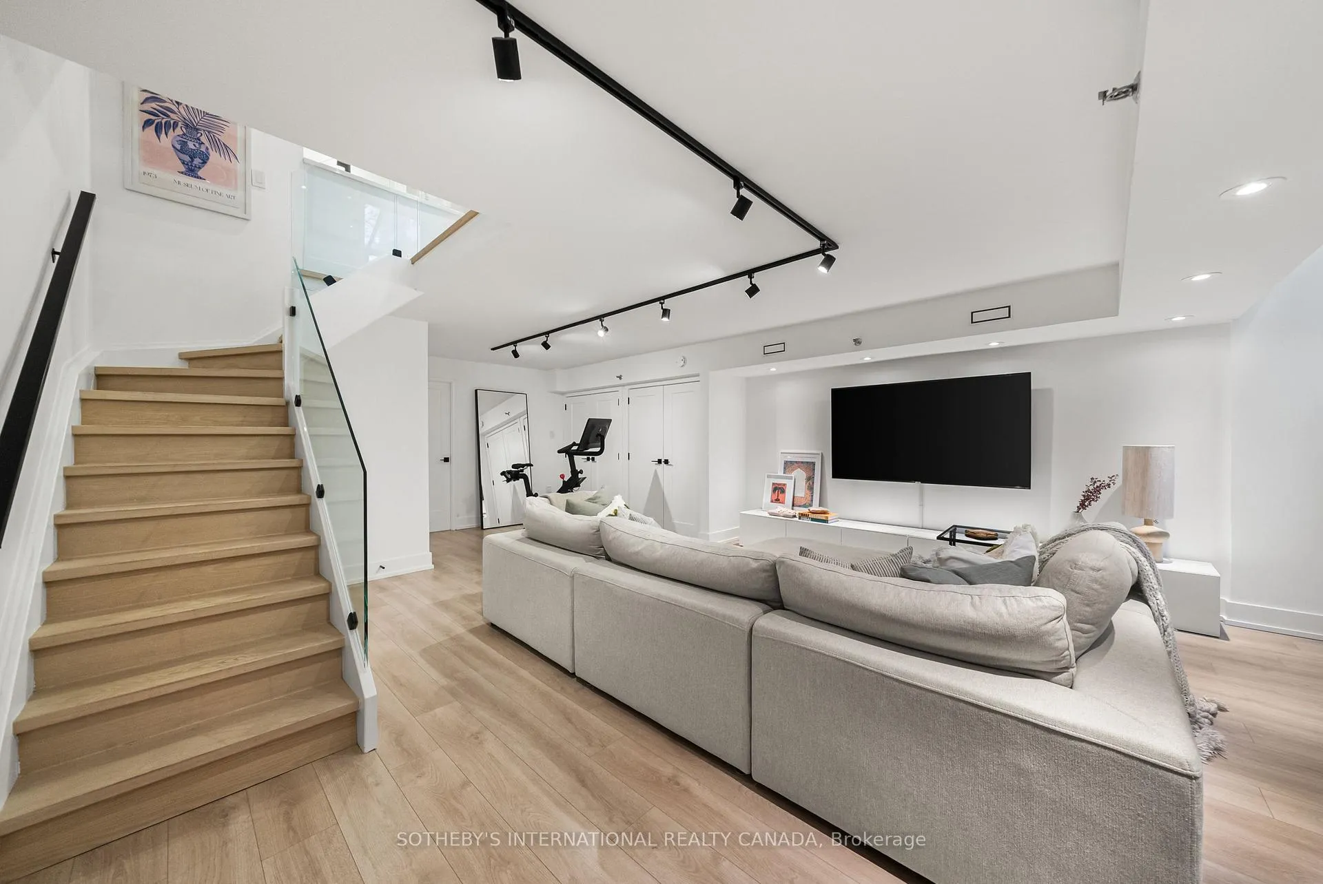 Photo 28 of Unit A4, 142 Pears Avenue, Toronto, The Annex — HOMEH