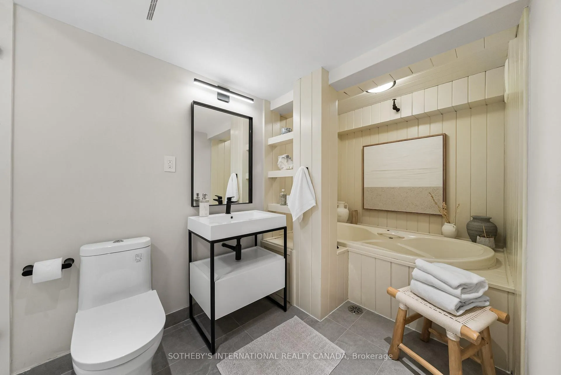 Photo 33 of Unit A4, 142 Pears Avenue, Toronto, The Annex — HOMEH
