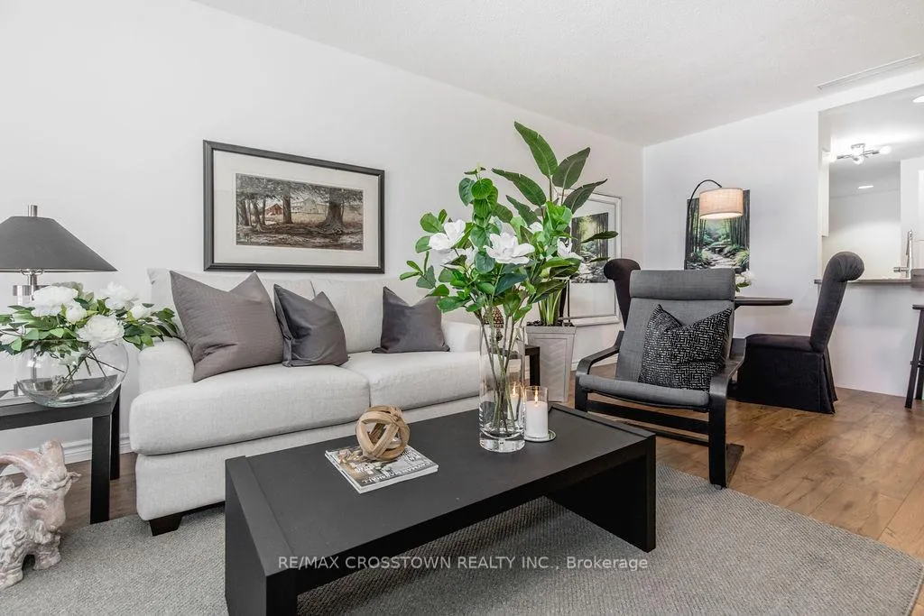 Photo 3 of Unit 44, 74 Ross Street, Barrie, Queen's Park — HOMEH