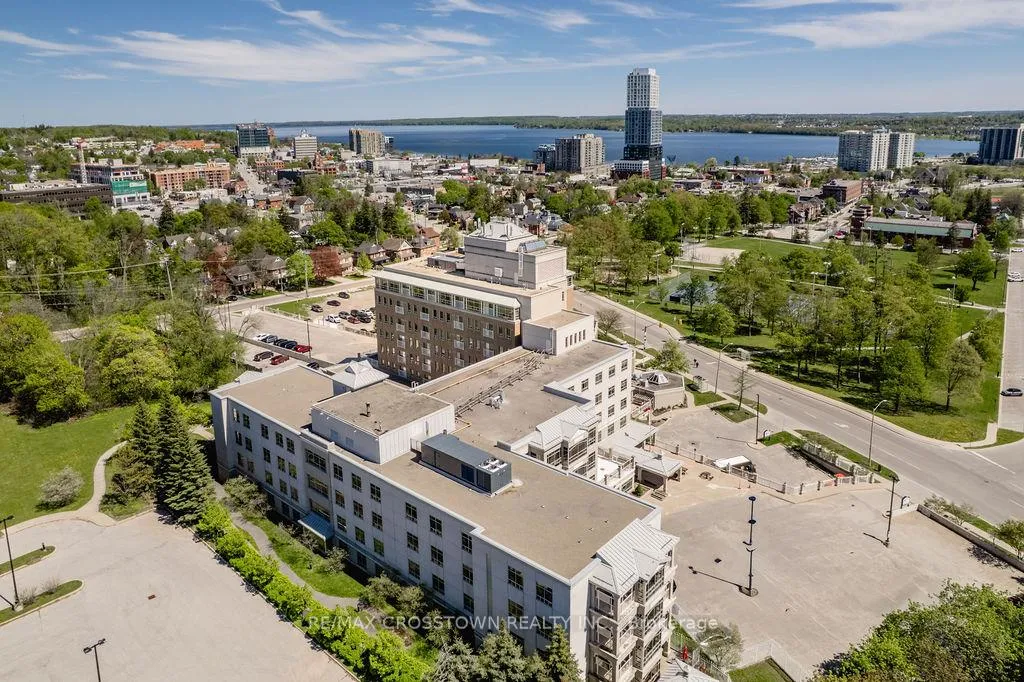 Photo 51 of Unit 44, 74 Ross Street, Barrie, Queen's Park — HOMEH