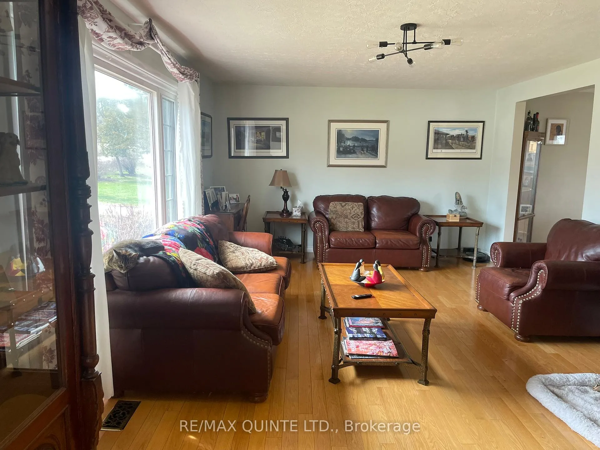 Photo 3 of 1752 County Road 3, Prince Edward County, Ameliasburg Ward — HOMEH