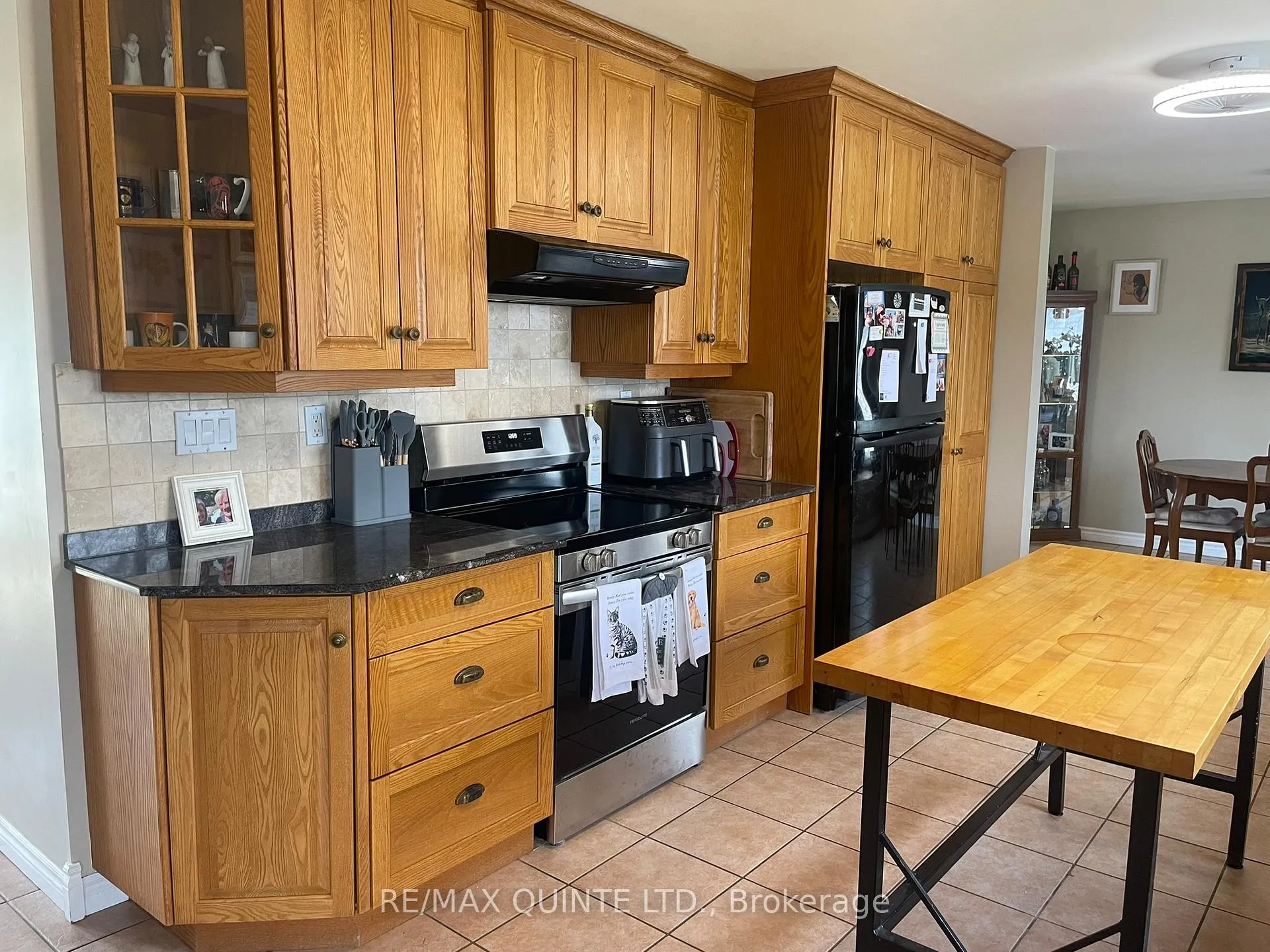Photo 8 of 1752 County Road 3, Prince Edward County, Ameliasburg Ward — HOMEH