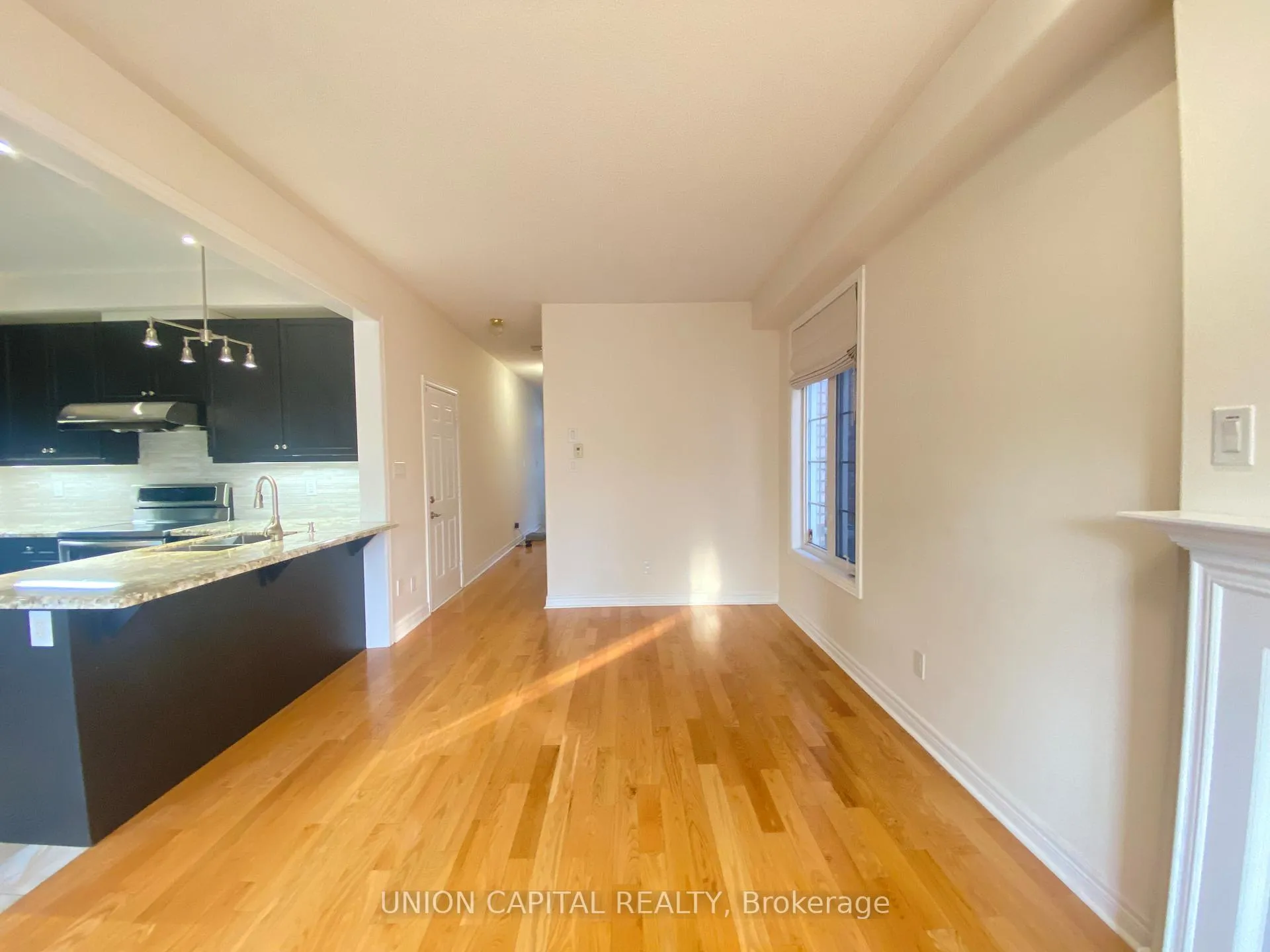Photo 12 of 73 Mary Ellen Baker Crescent, Vaughan, Patterson — HOMEH
