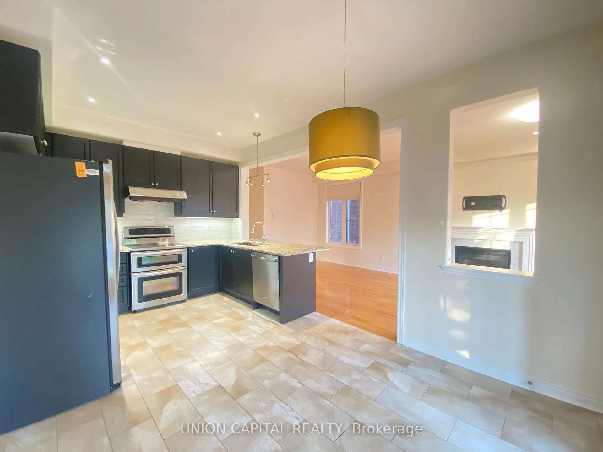 Photo 20 of 73 Mary Ellen Baker Crescent, Vaughan, Patterson — HOMEH