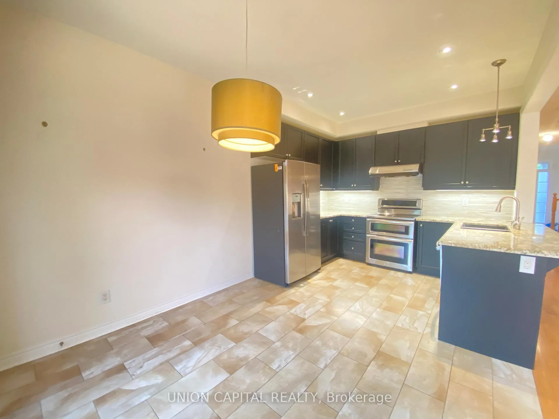Photo 21 of 73 Mary Ellen Baker Crescent, Vaughan, Patterson — HOMEH