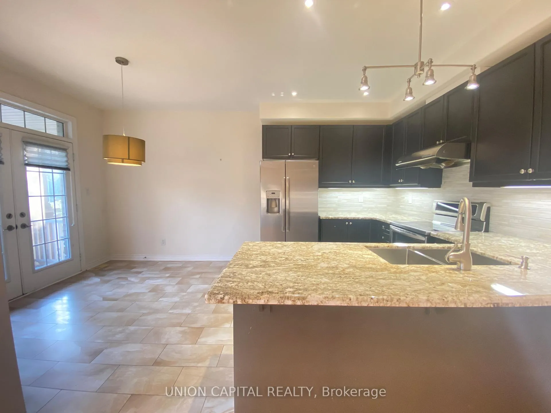 Photo 22 of 73 Mary Ellen Baker Crescent, Vaughan, Patterson — HOMEH