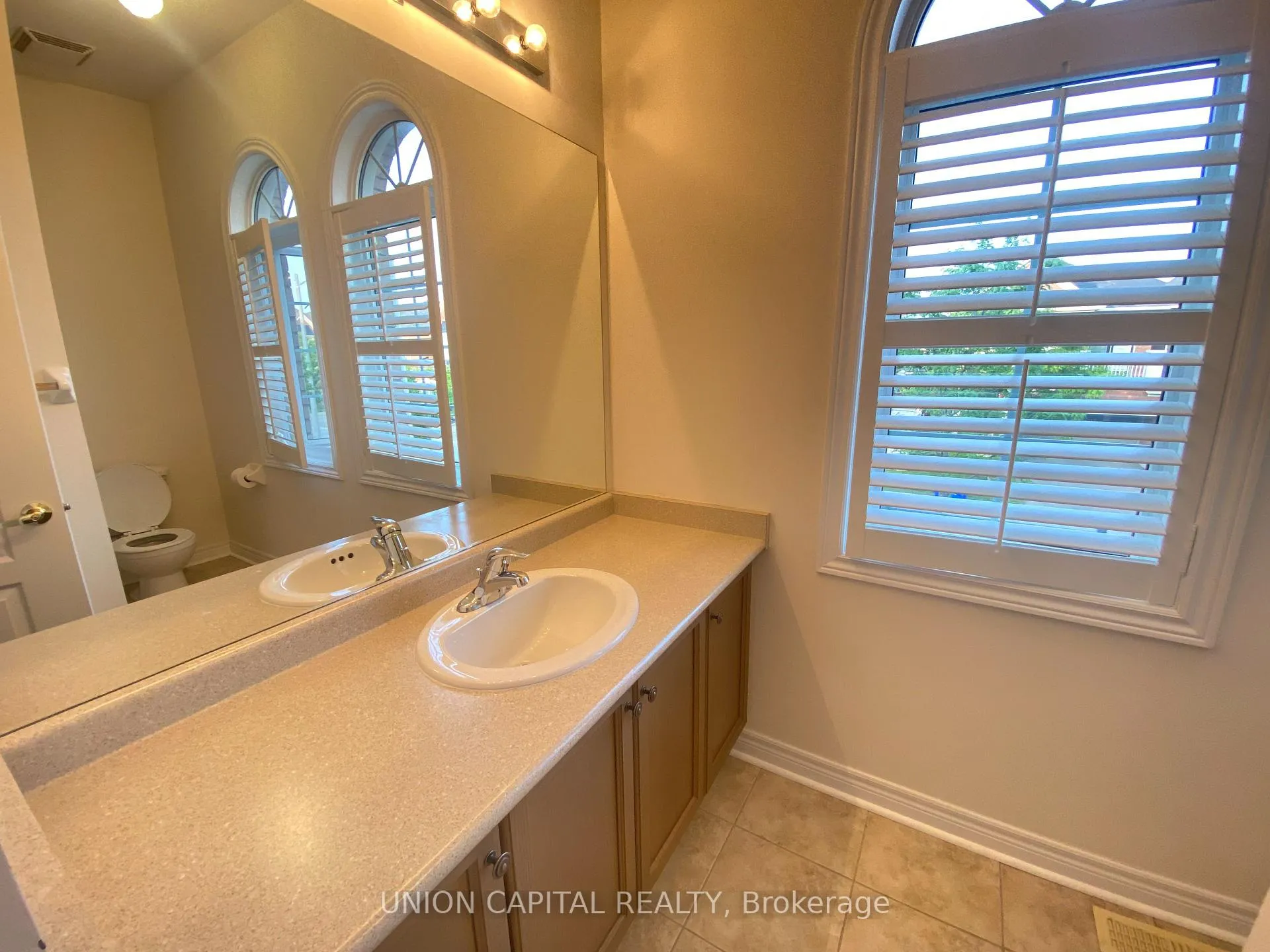 Photo 28 of 73 Mary Ellen Baker Crescent, Vaughan, Patterson — HOMEH