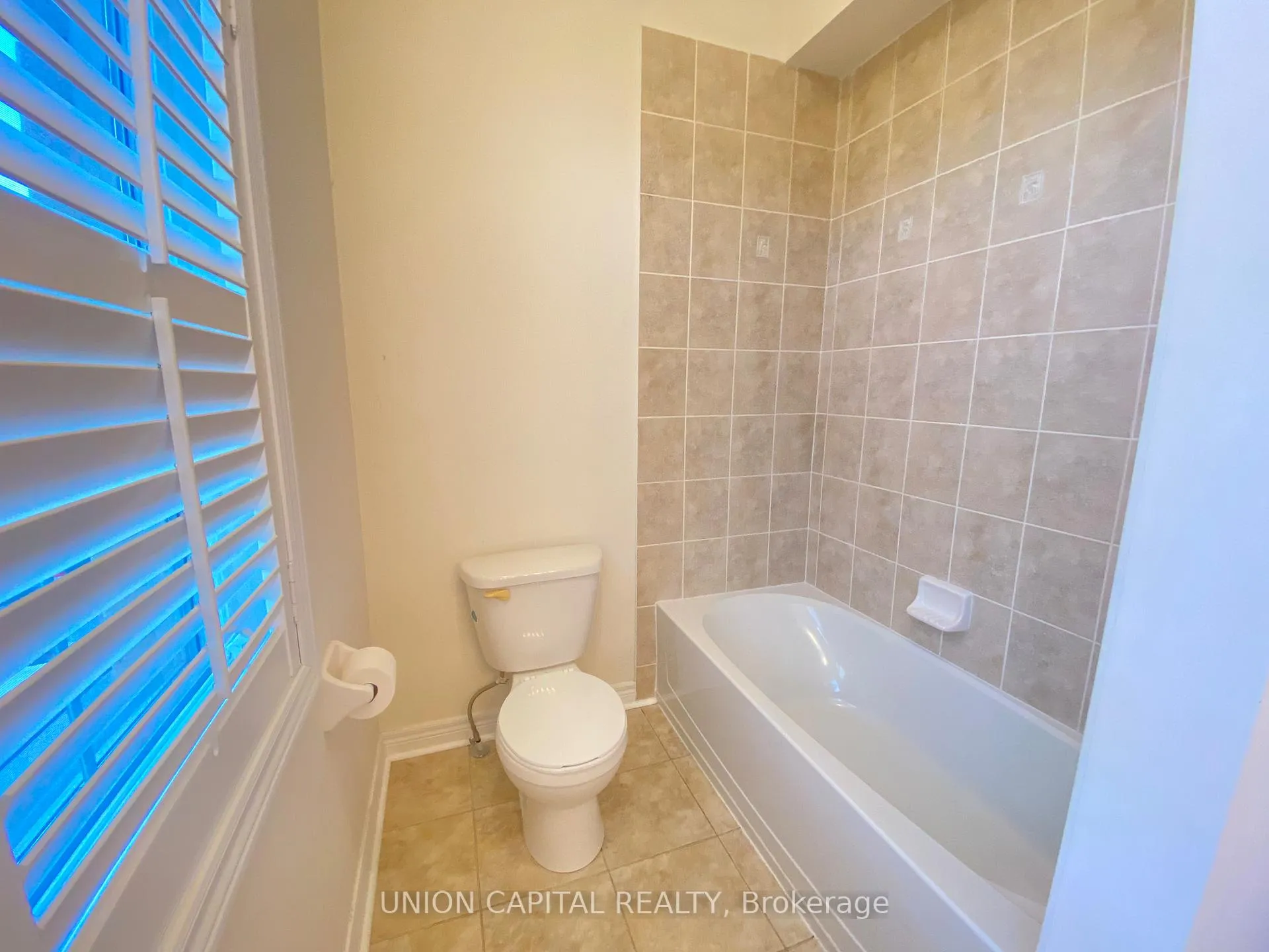 Photo 29 of 73 Mary Ellen Baker Crescent, Vaughan, Patterson — HOMEH