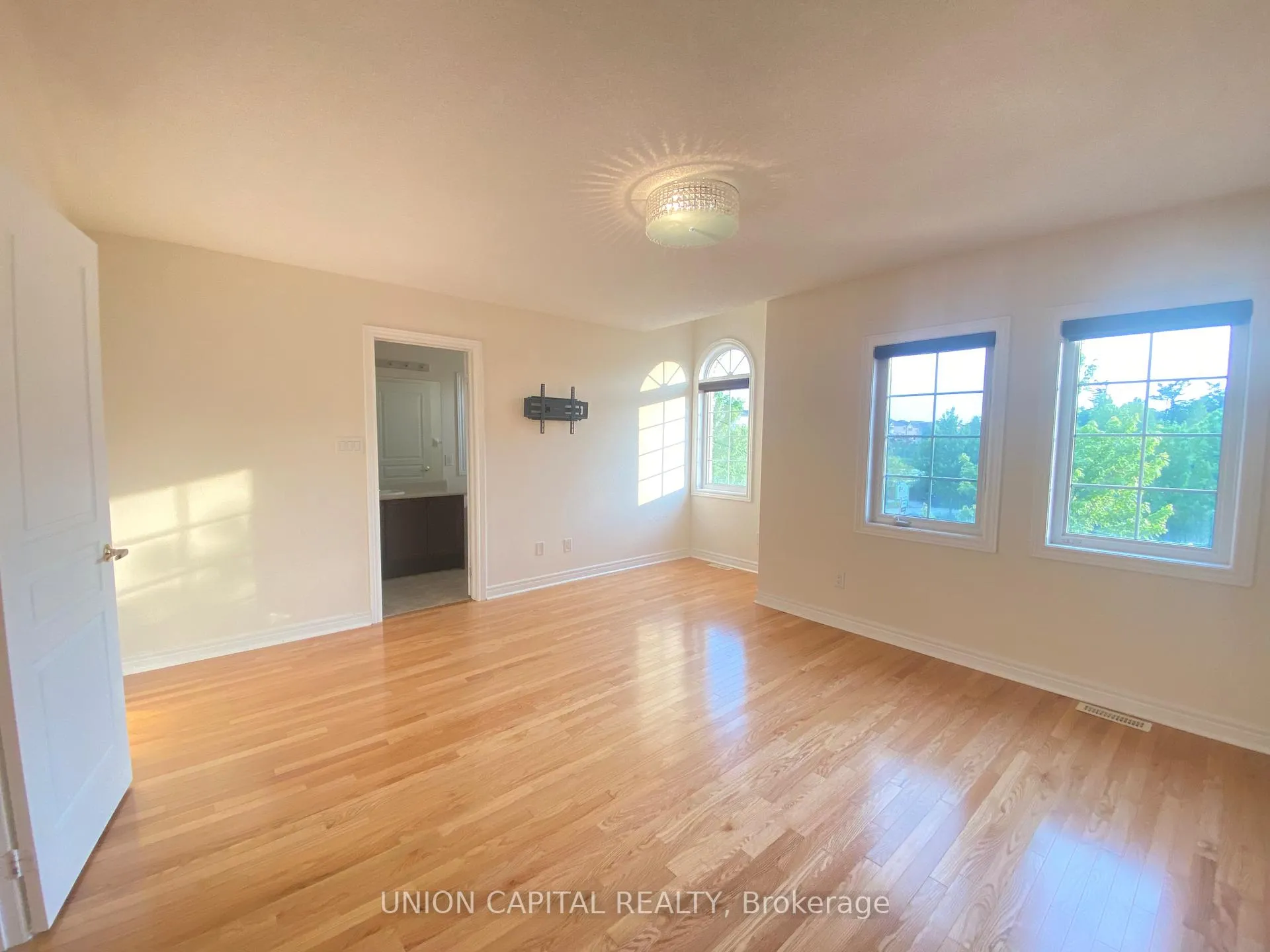 Photo 31 of 73 Mary Ellen Baker Crescent, Vaughan, Patterson — HOMEH
