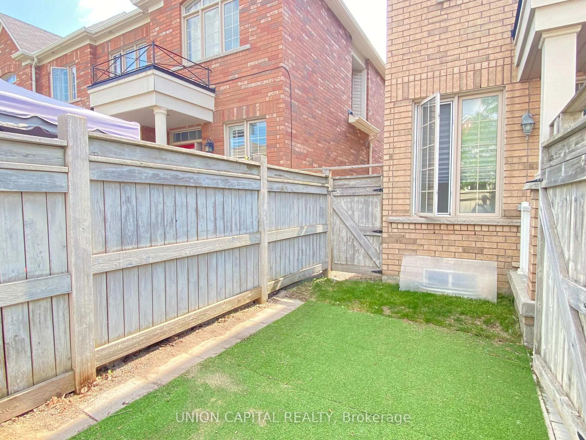 Photo 39 of 73 Mary Ellen Baker Crescent, Vaughan, Patterson — HOMEH
